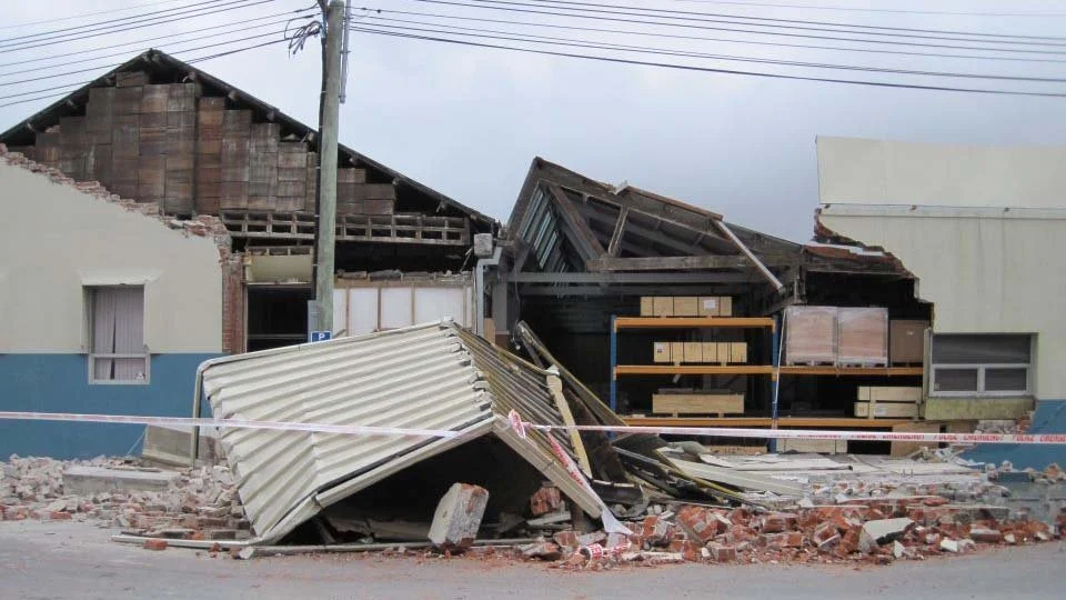 Earthquakes &amp; tsunami – Ngā rū whenua me ngā tai āniwhaniwha