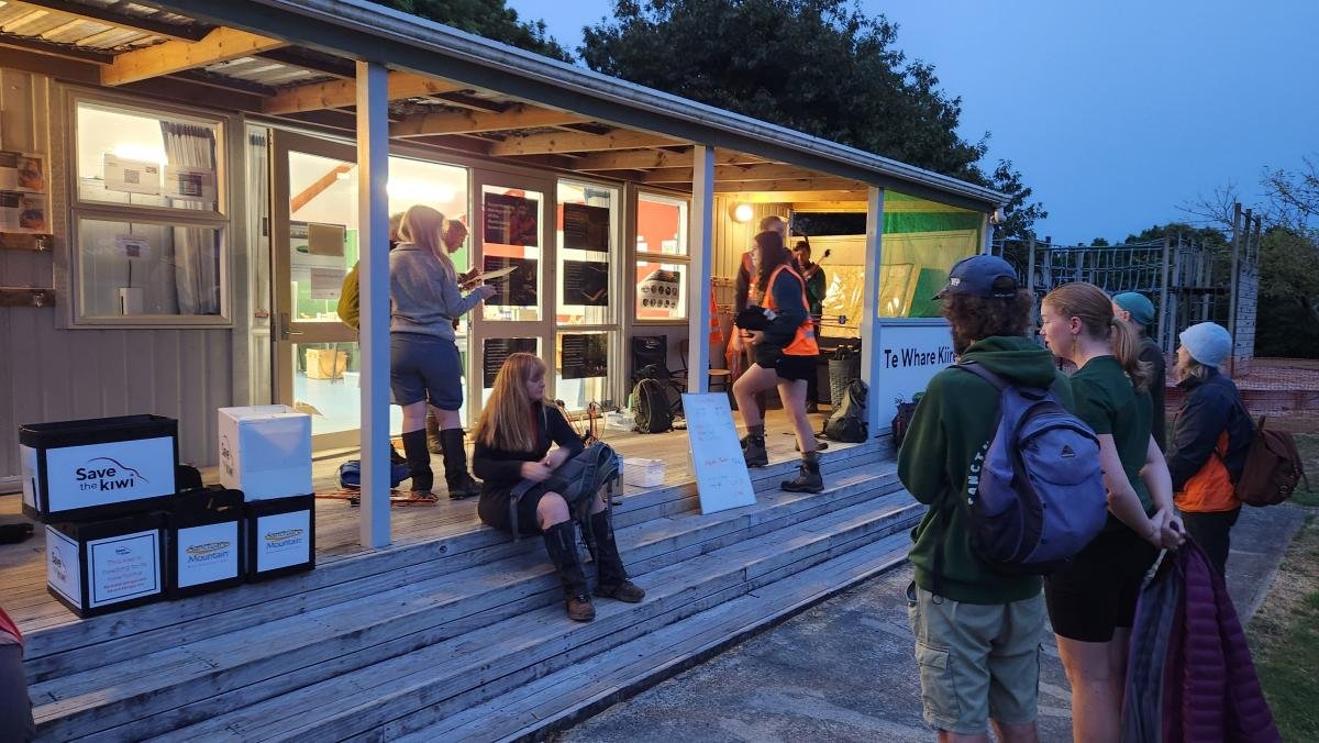 Te Whare Kiirehe at Pukeatua School is used as the kiwi health and operations centre.