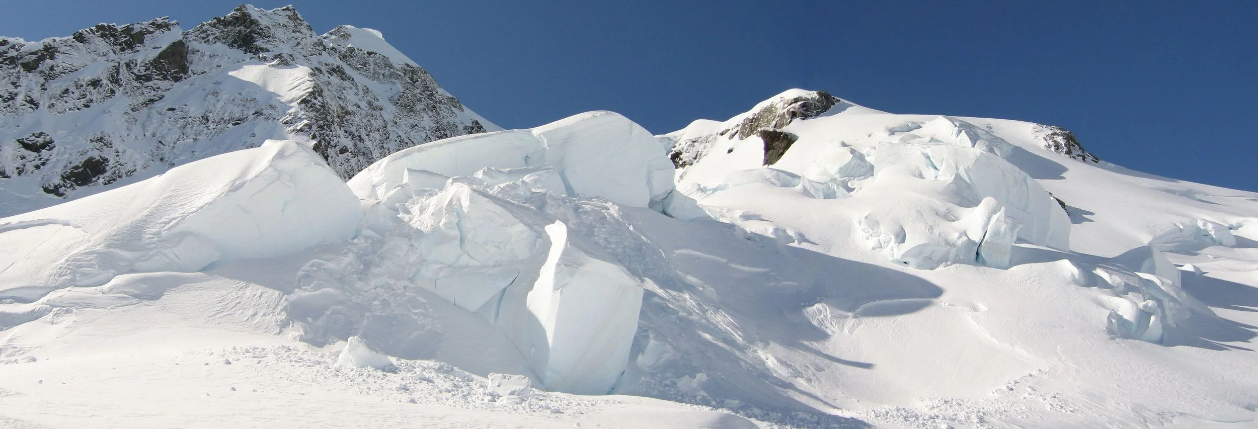 Image of the top of a glacier.