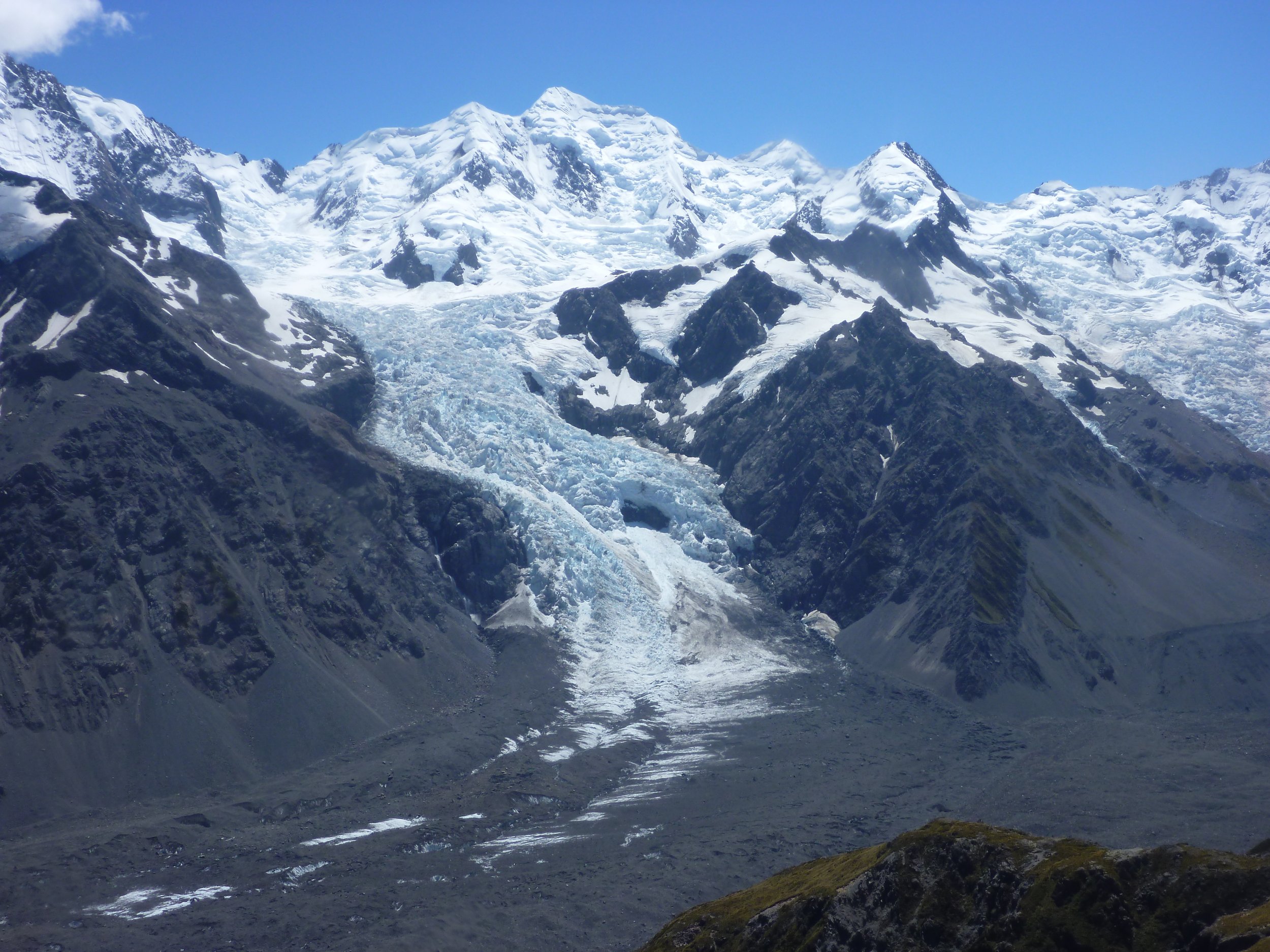 An image of Hochstetter Icefall above Haupapa Tasman Glacier.
