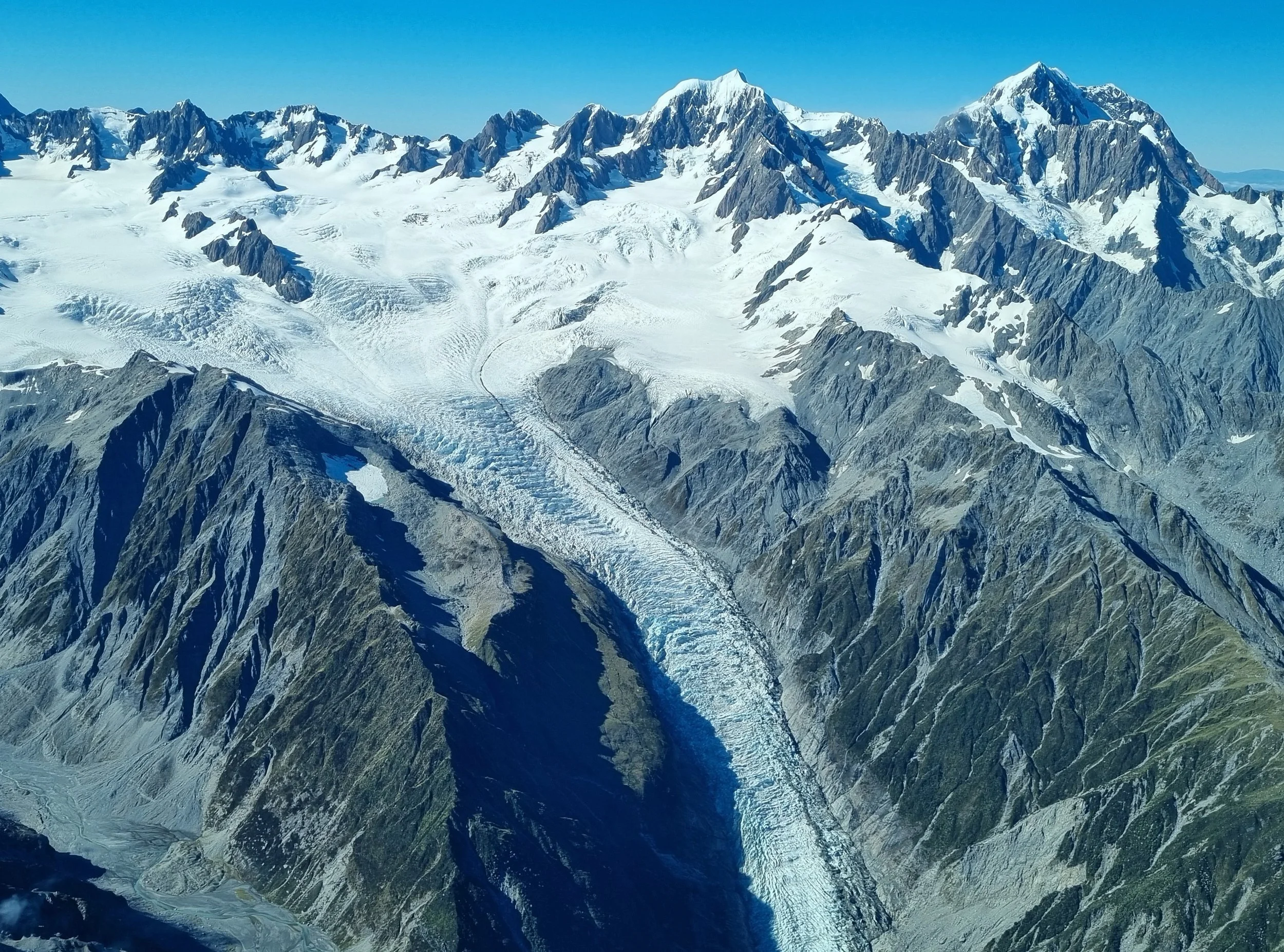 An image of Te Moeka o Tuawe Fox Glacier.