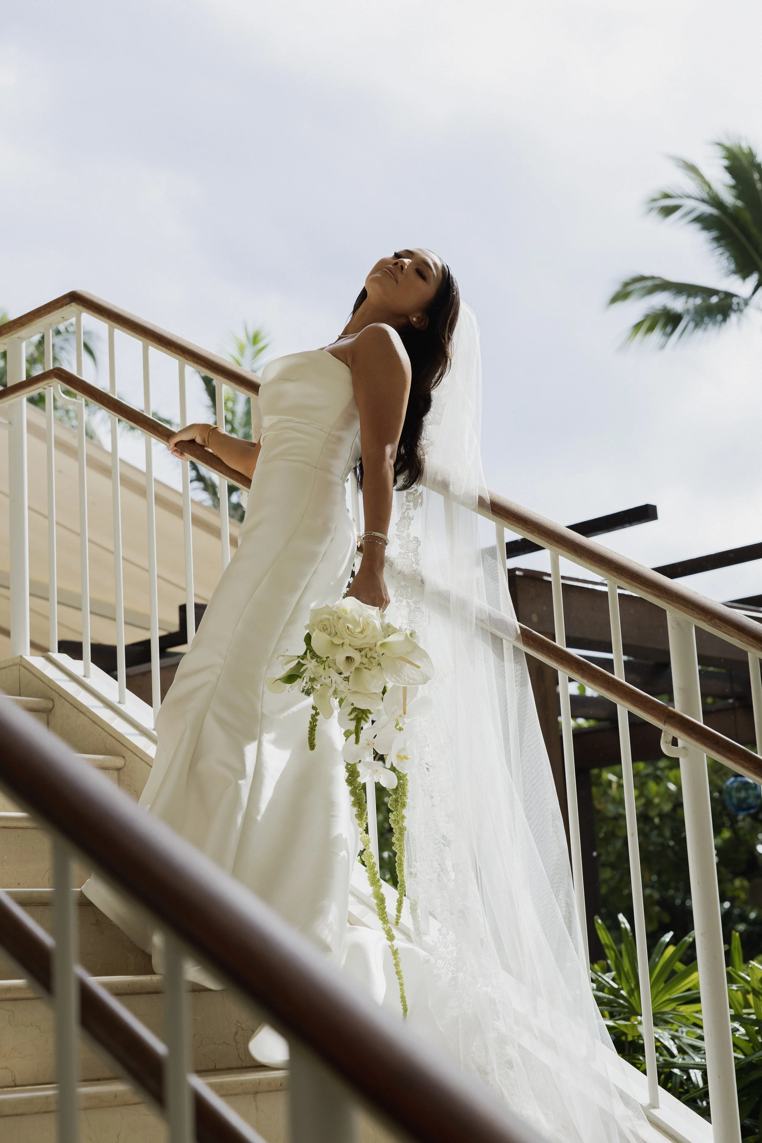 four-seasons-resort-oahu-at-ko-olina-hawaii-wedding-bride-portrait-3.jpg