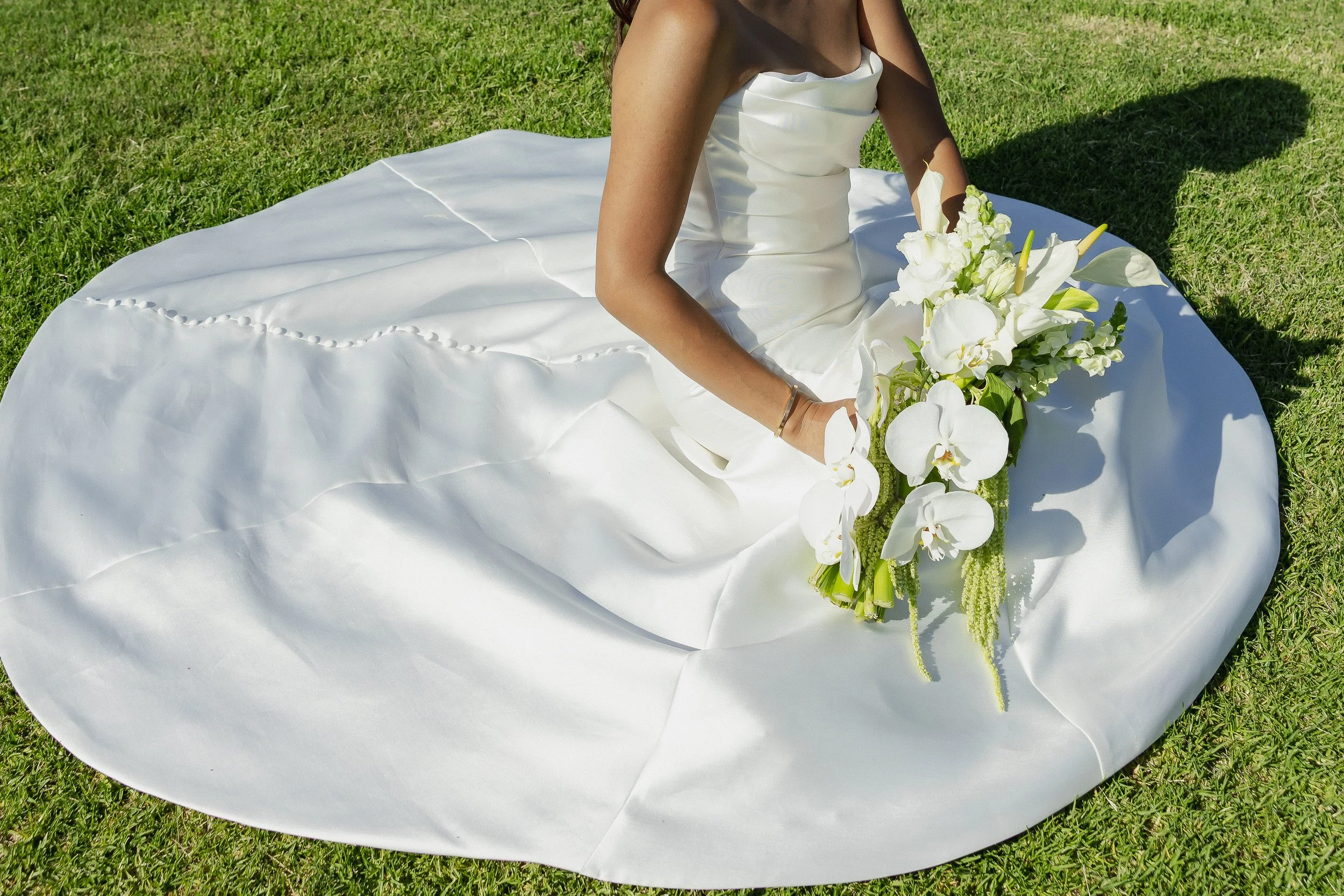 dove-canyon-golf-club-orange-county-wedding-bride-detail.jpg