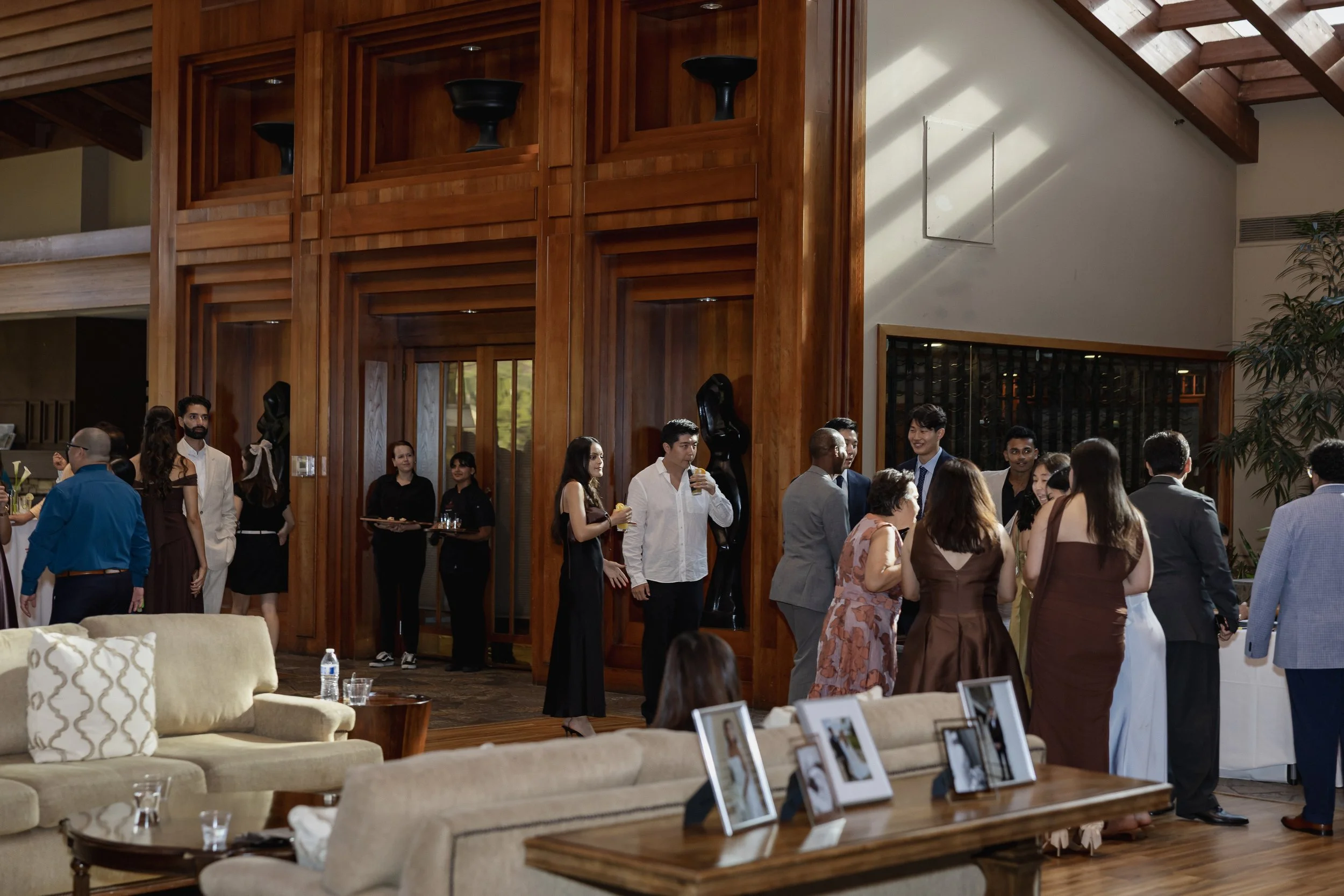 dove-canyon-golf-club-orange-county-wedding-cocktail-hour.jpg