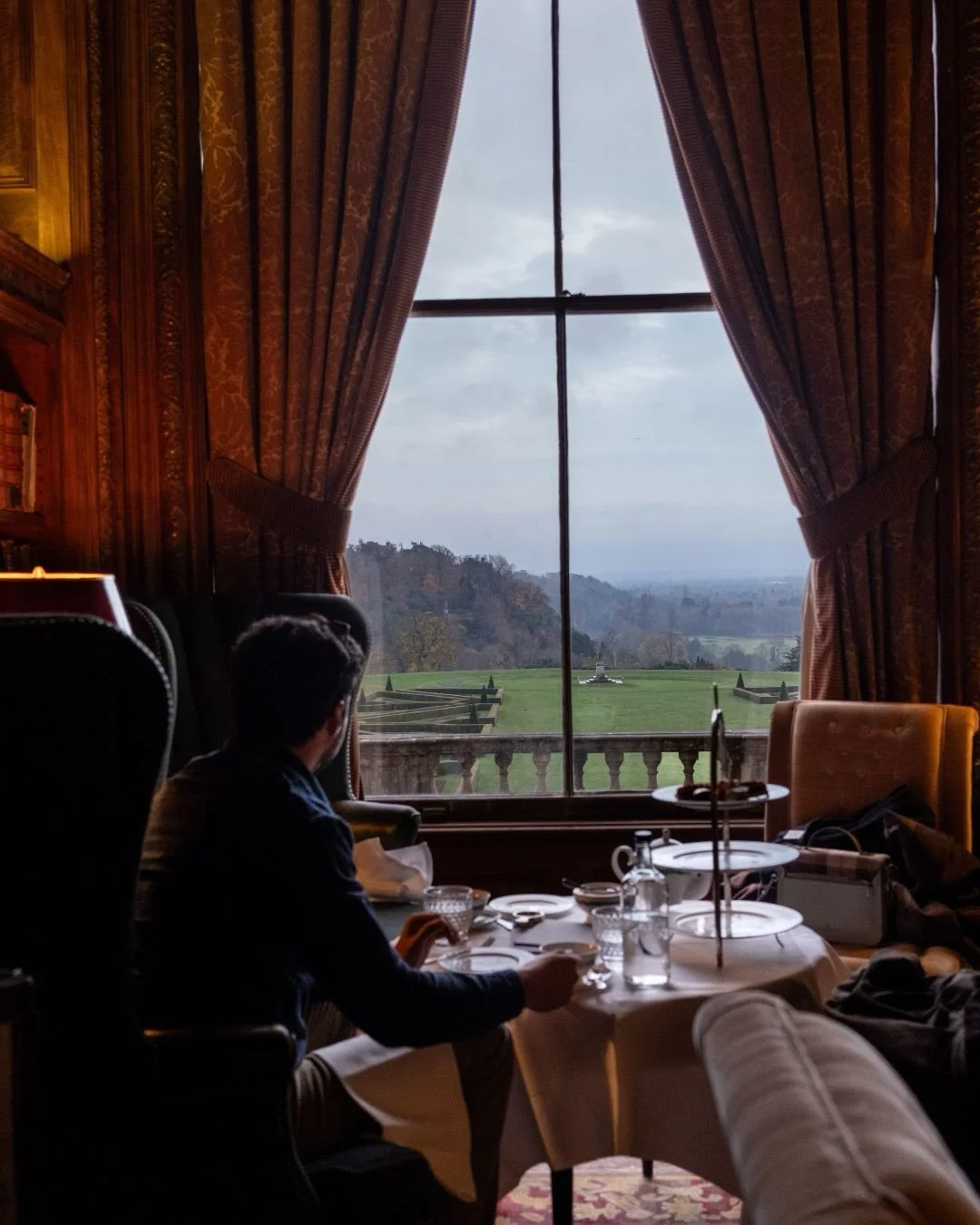 Strong hotel content comes down to the details. The small moments throughout a space are what shape how a guest perceives a stay and ultimately what drives bookings.

Duck Creative Co. creates content for hotels and hospitality brands that highlights