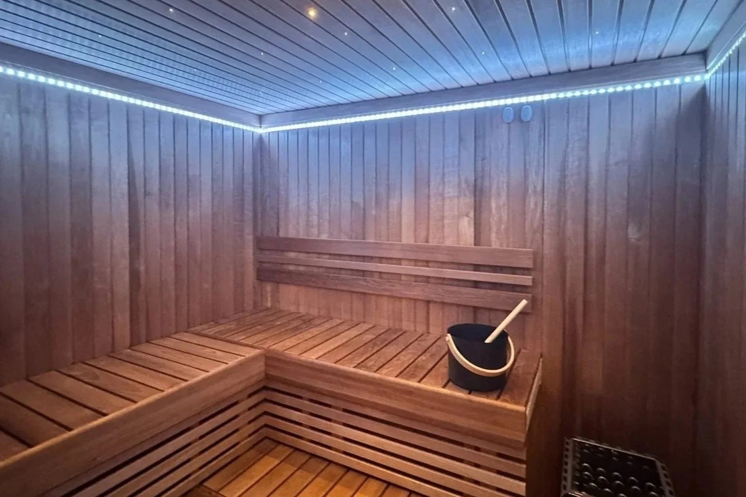 sauna-1-2048x1152.jpg