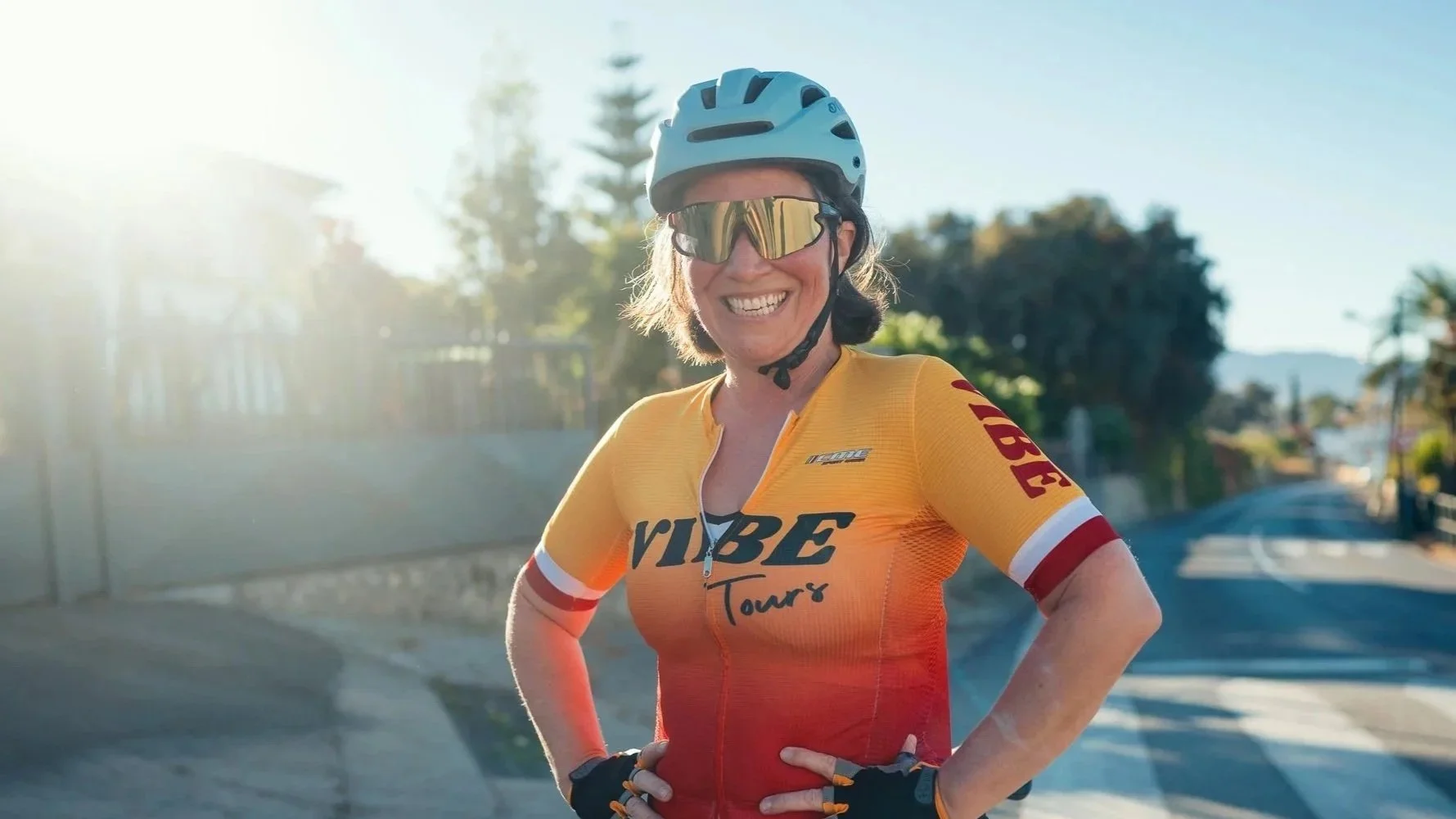 VIBE Tours Cycling Jersey (Women's)