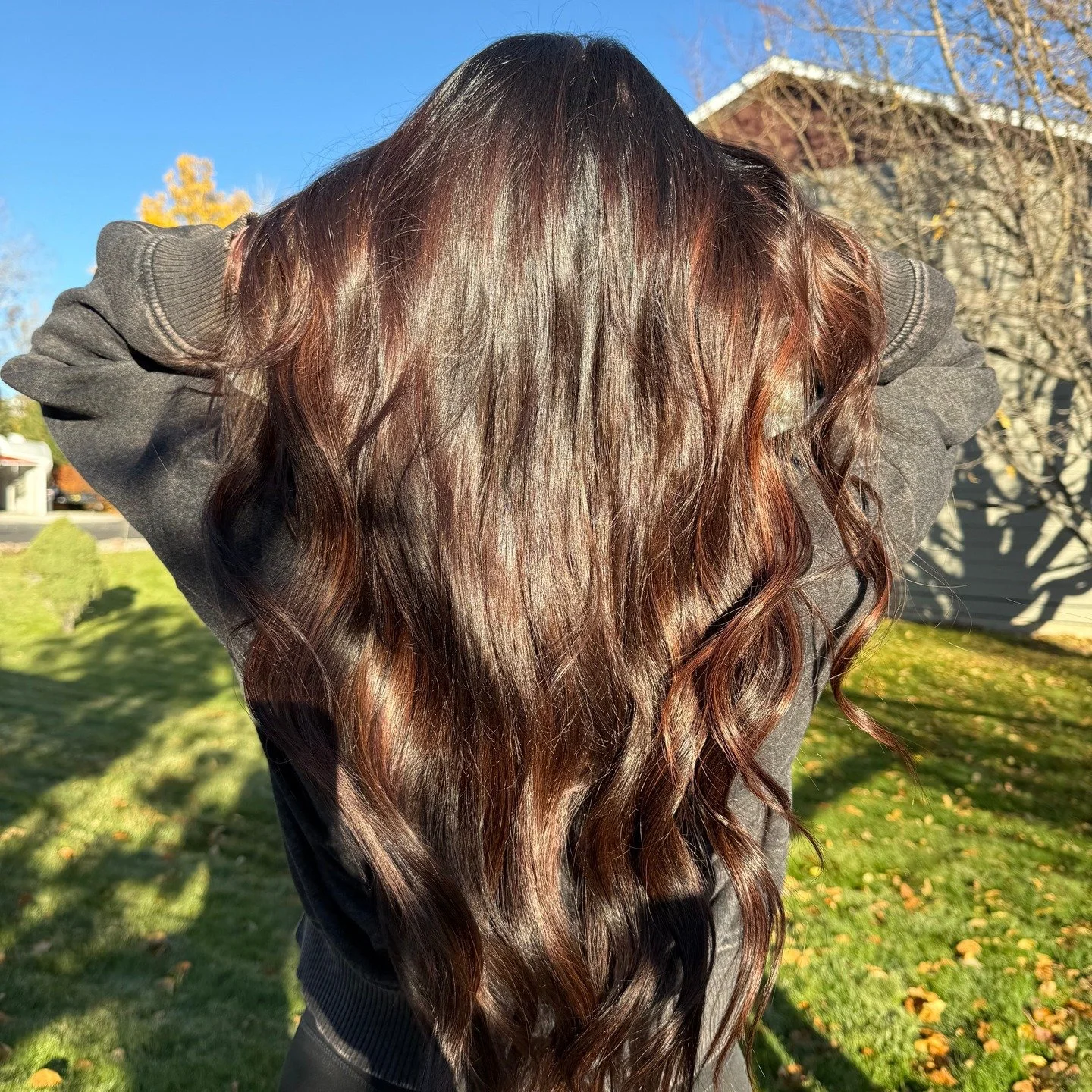 Loving these 22" Harper Ellis Hair Extensions and custom color blend!
Just in time for fall! 🍁

#heconcealedbeadmethod 
#hairbykristenmarie
#bozemanhairextensions