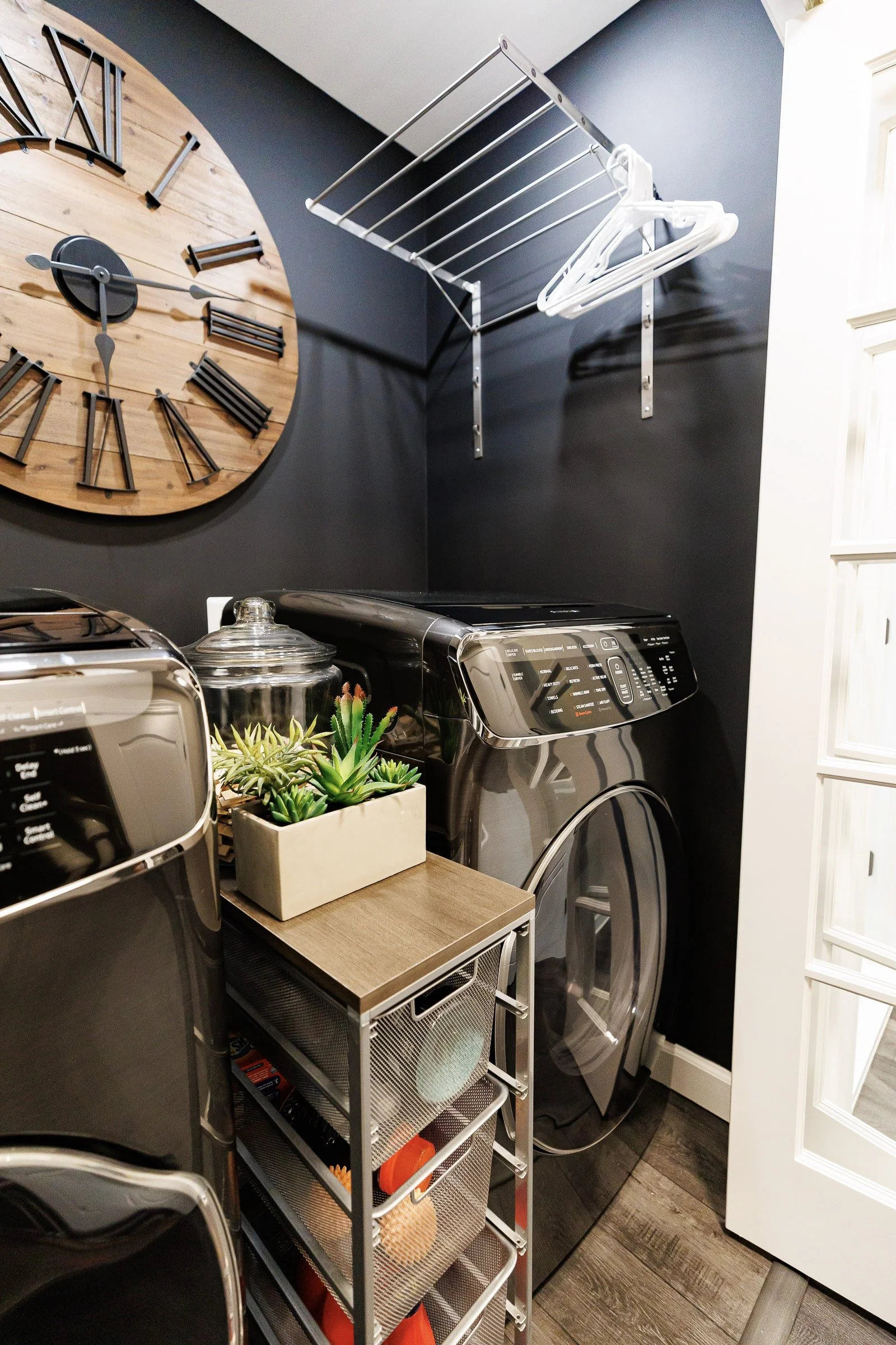 Copy of 21-Laundry_19723 Timoney Ct_LangleyRemodeling_KeoniToman-1-min.jpg