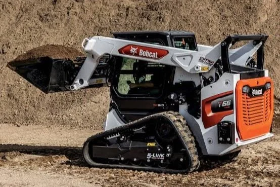 Dynamic Hydro Excavations - Bobcat.jpg