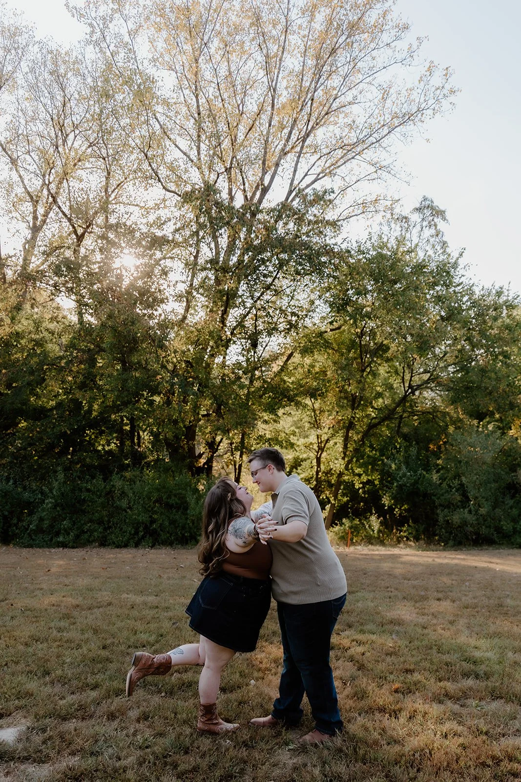 lesbian couples session at McNaughton Park Pekin Illinois