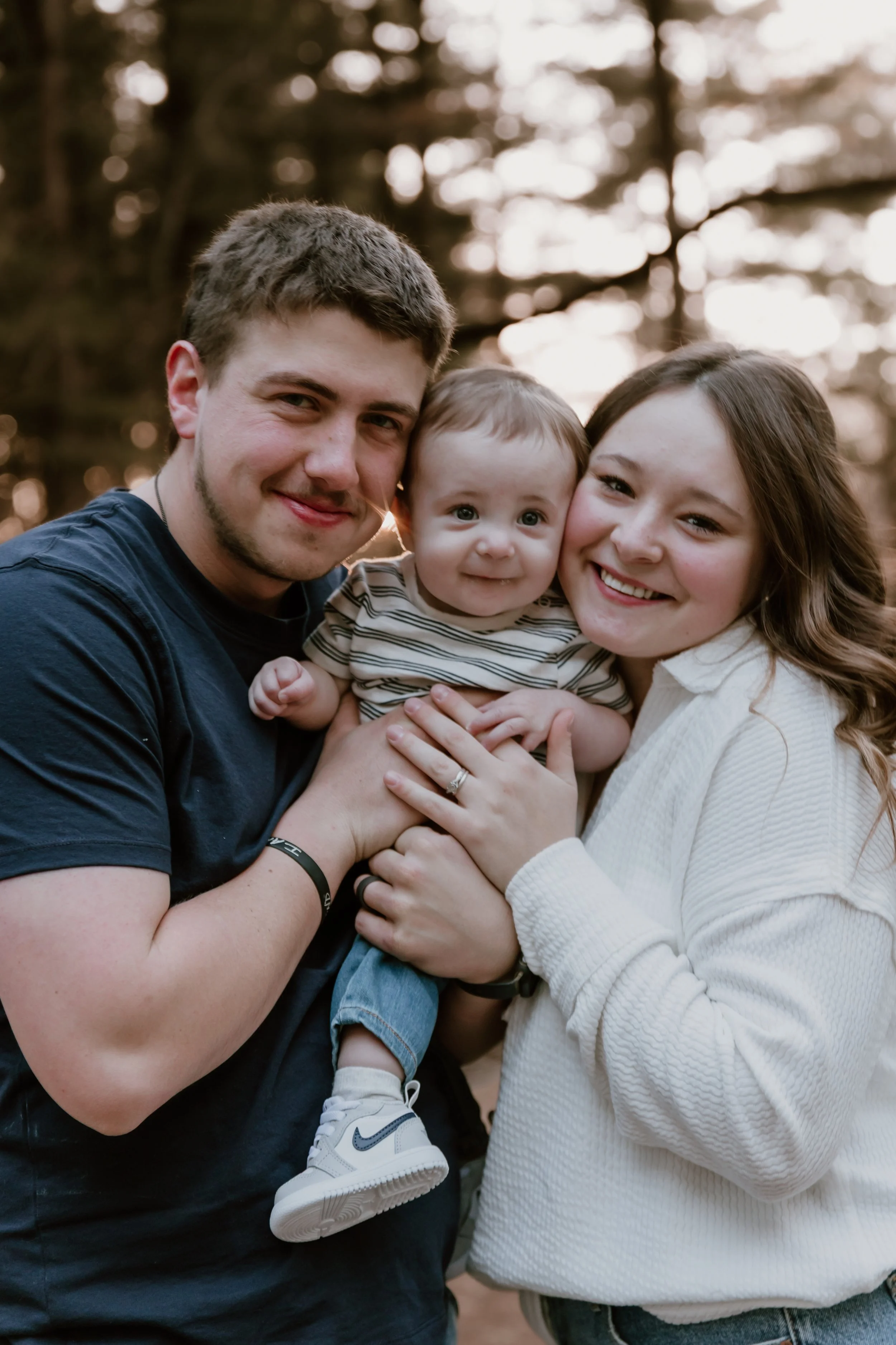 Outdoor Family Photos in Central Illinois: What to Expect (With a Baby)
