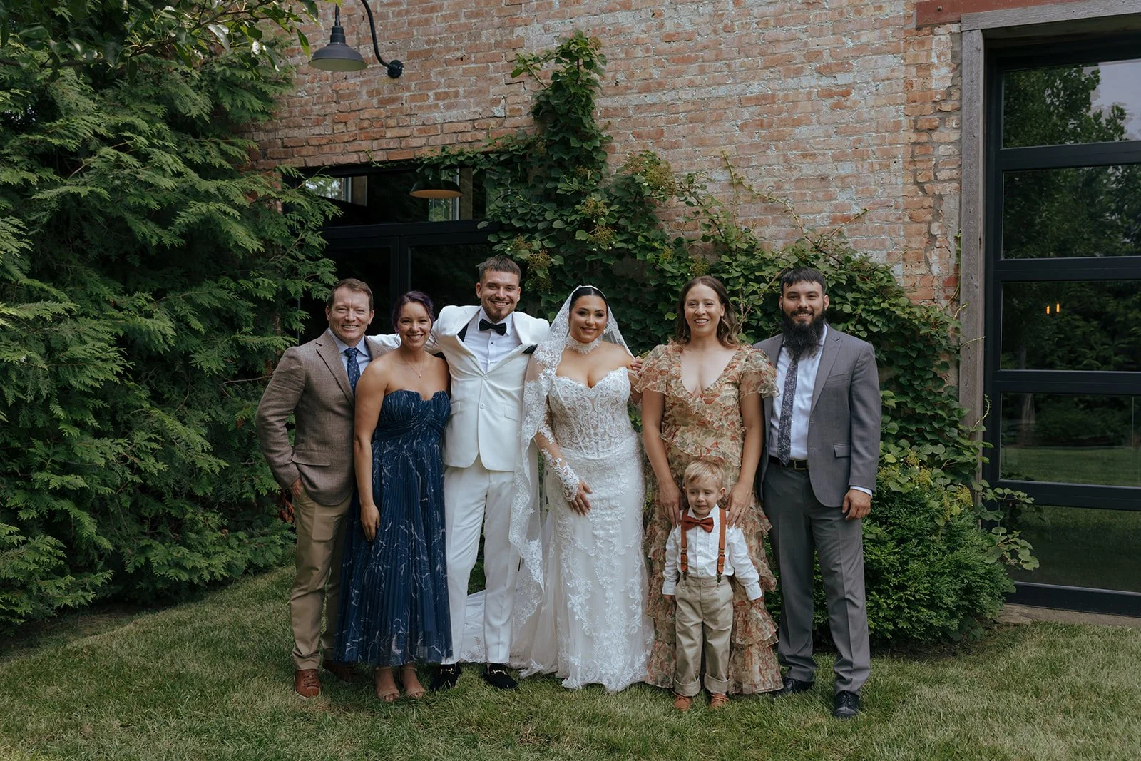 family photos in courtyard at the cannery in eureka illinois