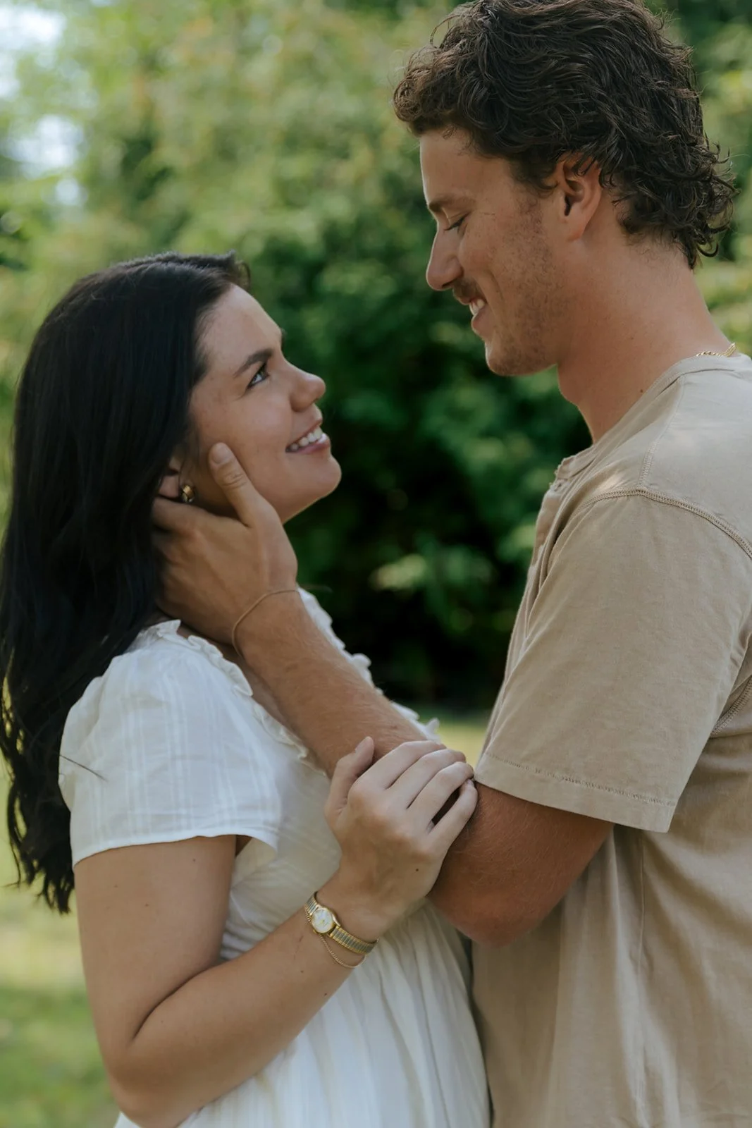 Romantic couples photography session in Central Illinois field
