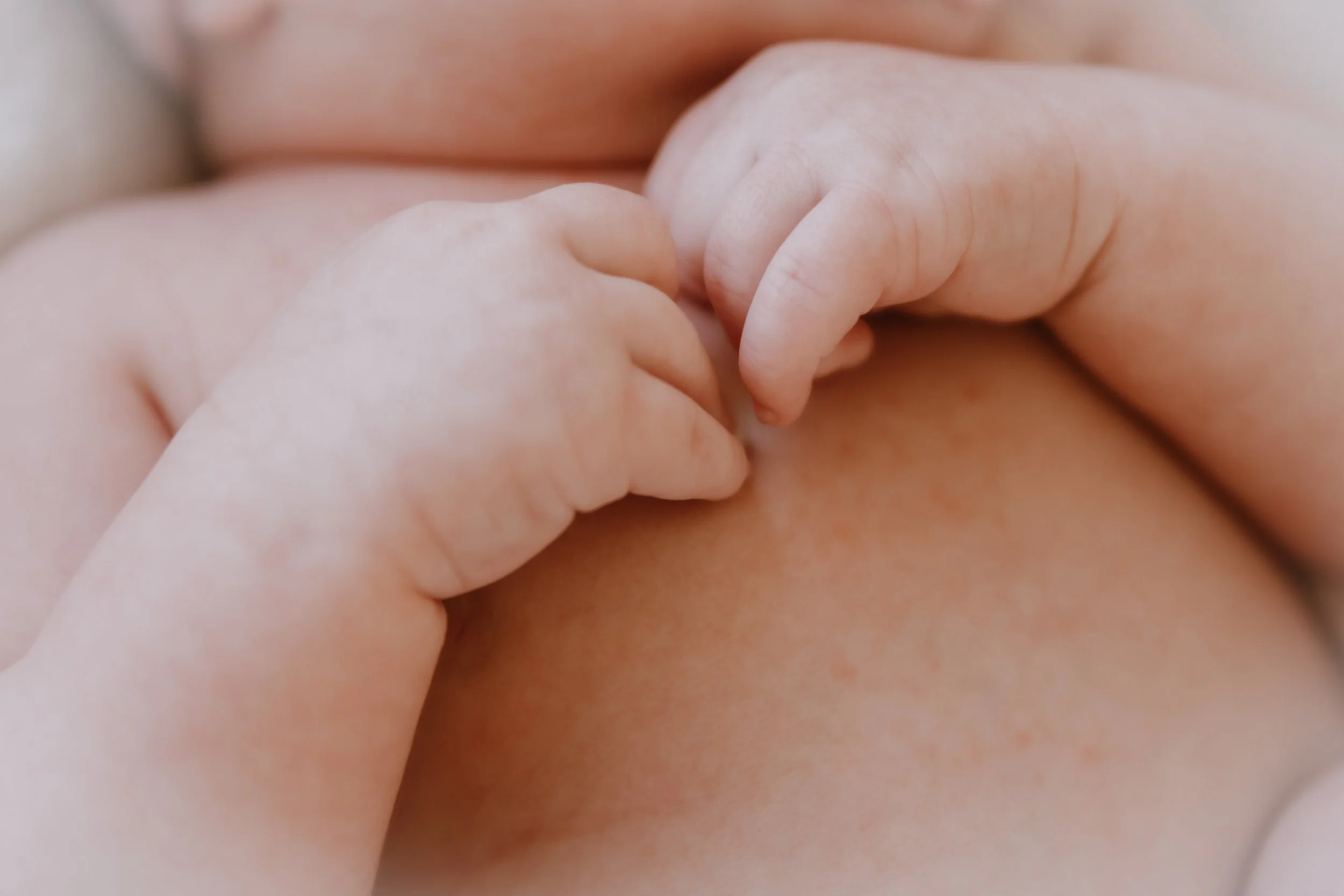 newborn baby hands detail lifestyle session peoria