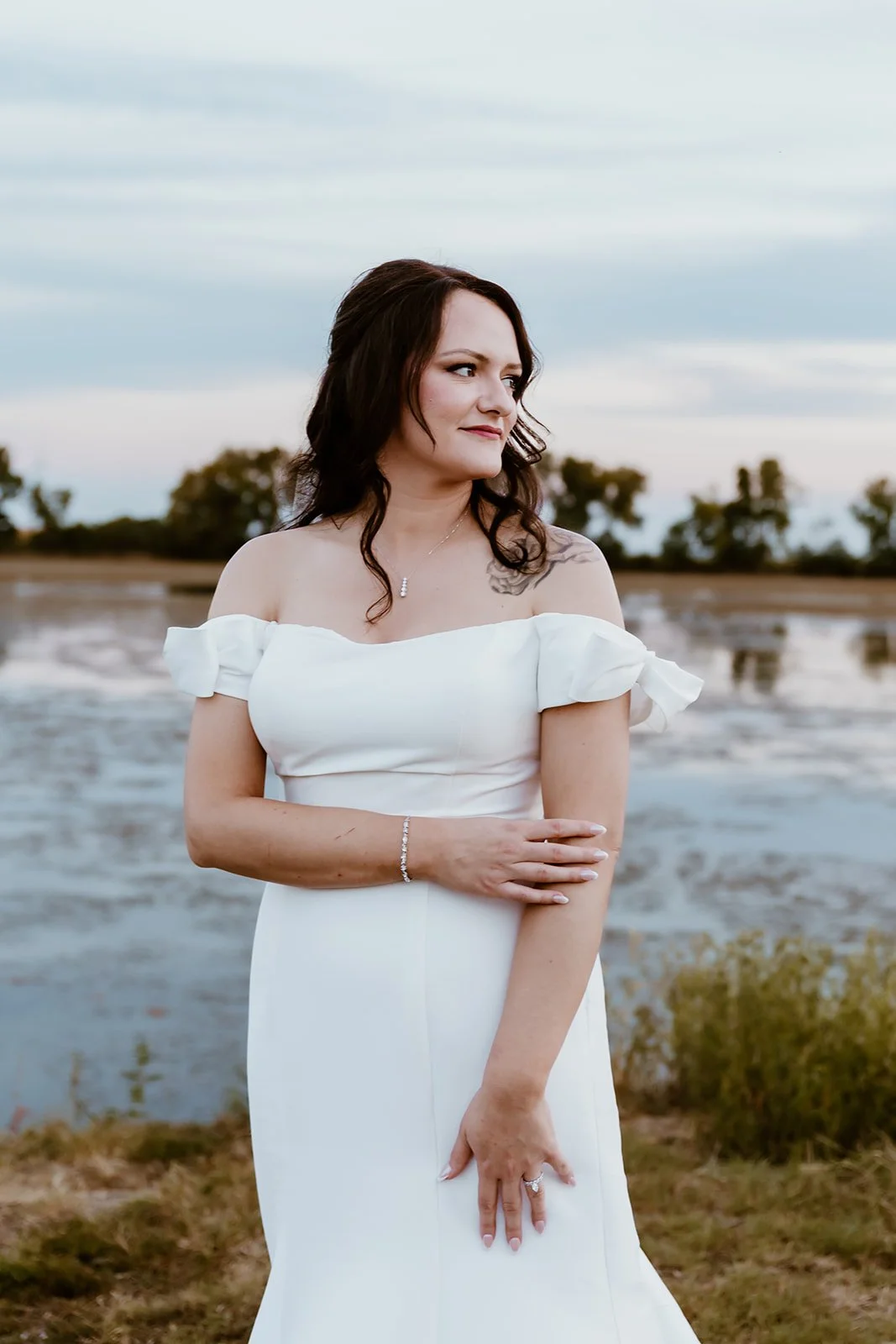 bridal portrait In front of the water