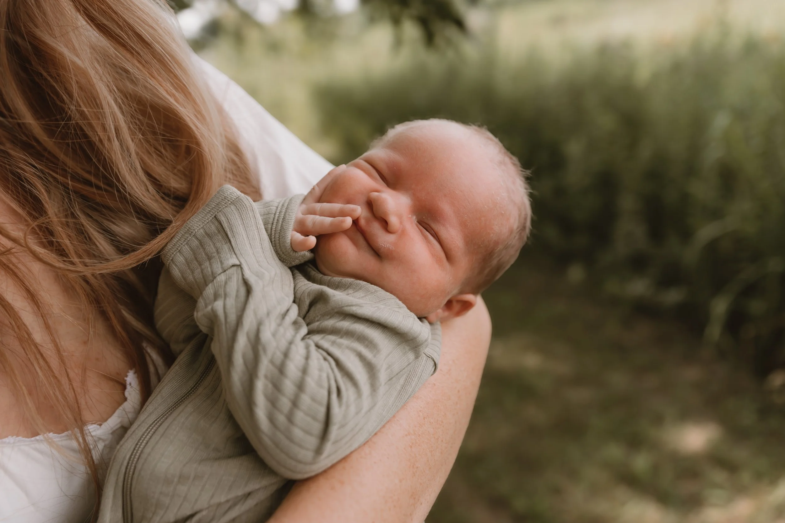 newborn-family-session-4.jpg