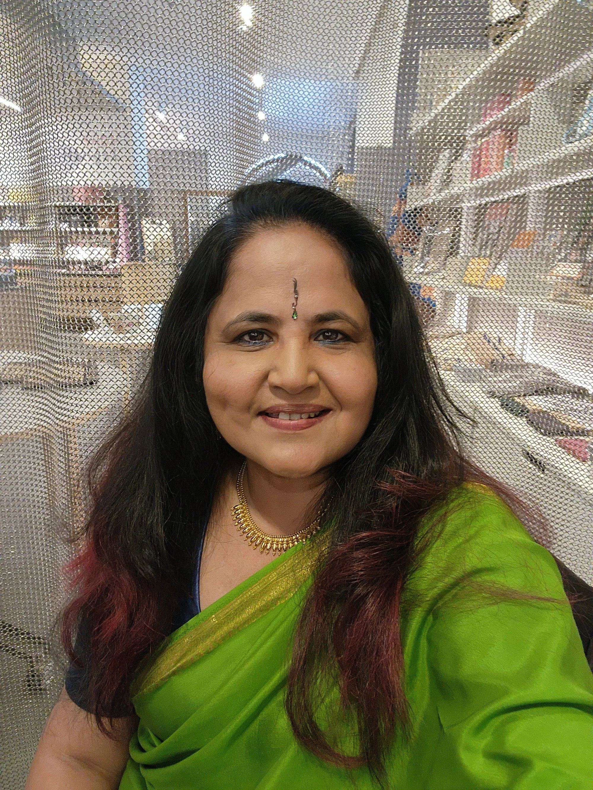Tara jayaratnam Headshot.jpg