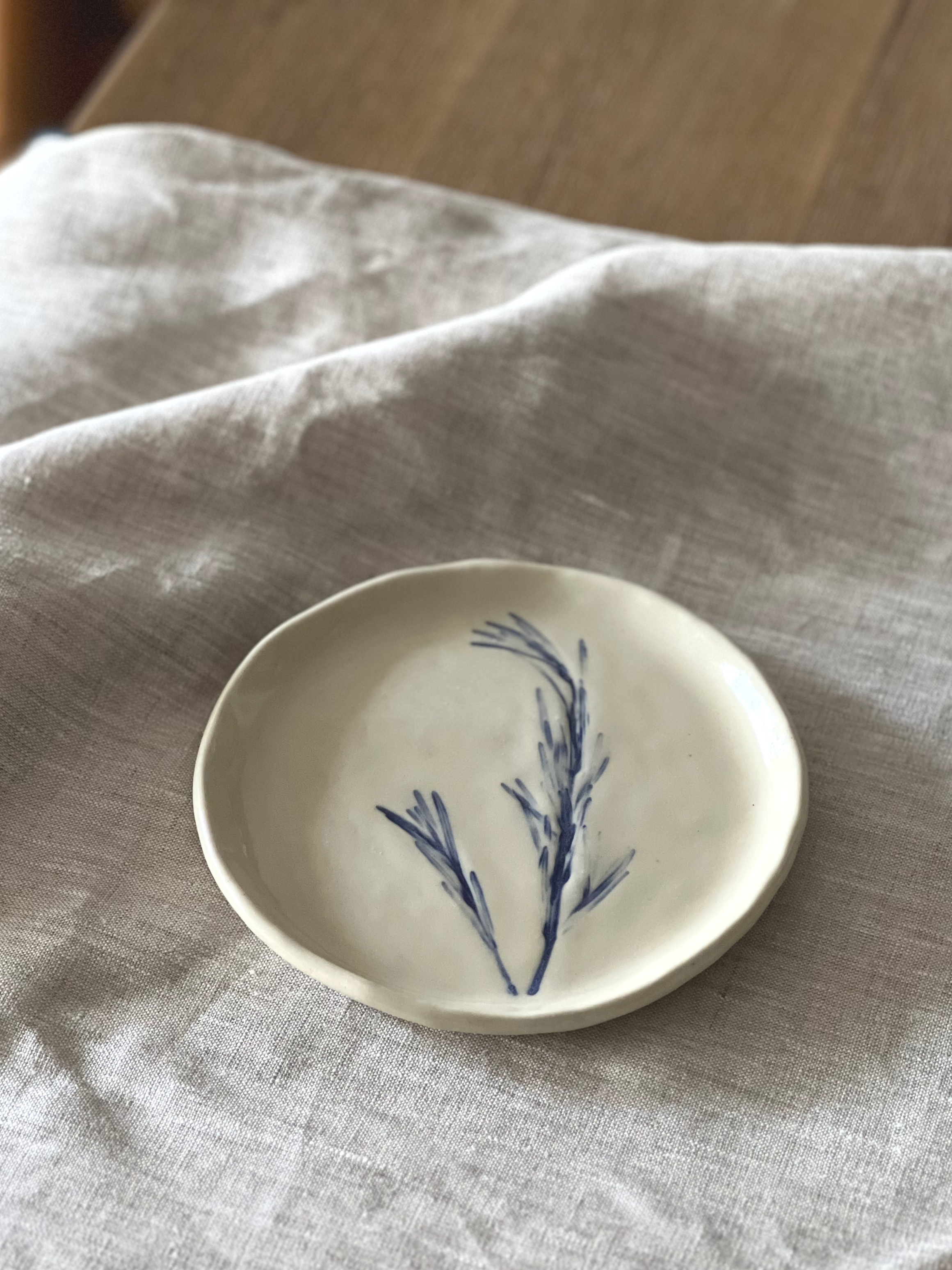 Rosemary Plate