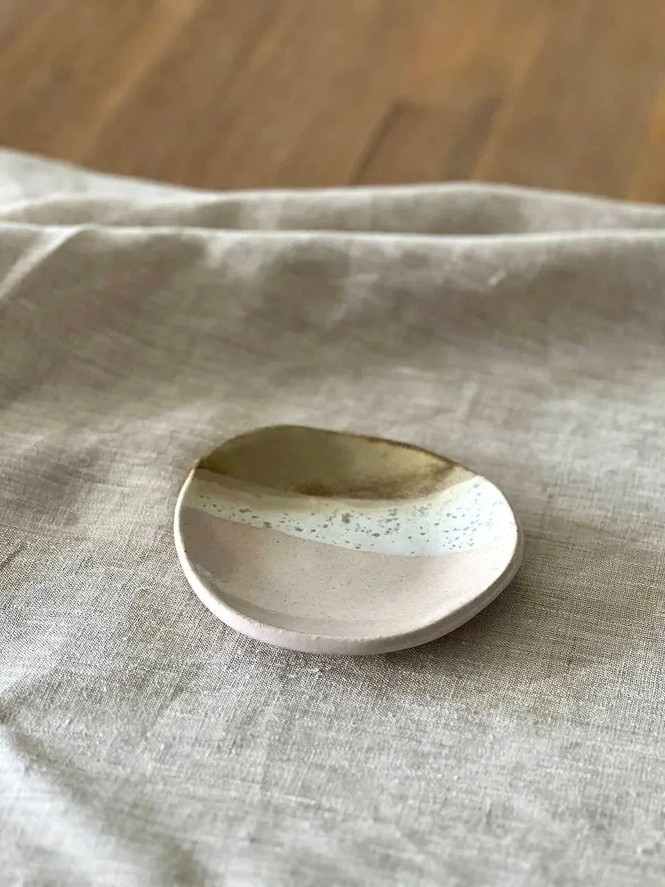 Pebble Dish
