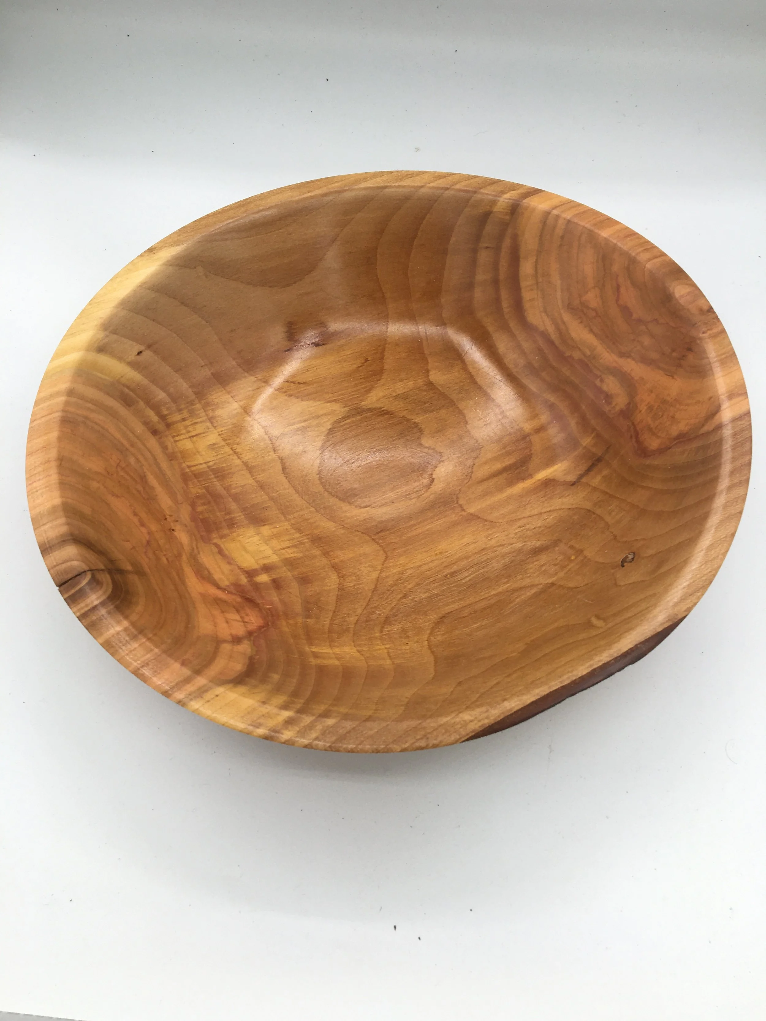 Large grained cherry bowl
