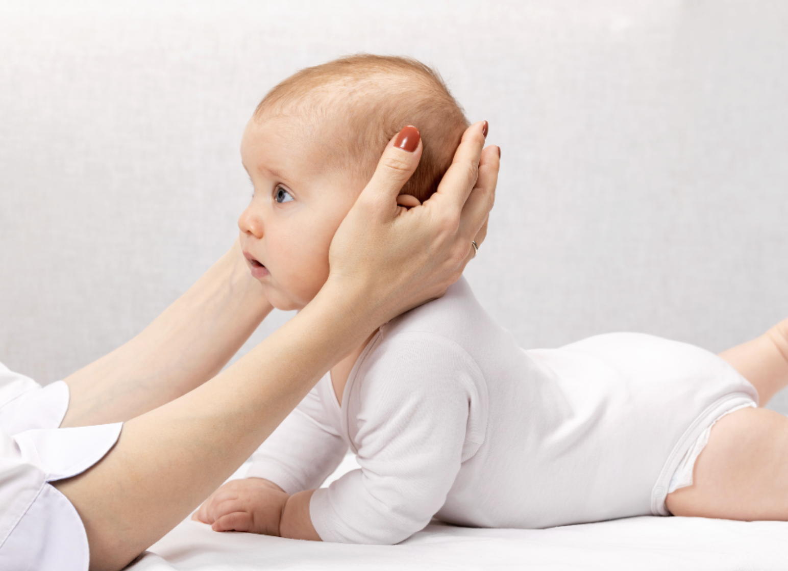 🤍 Chiropractic Care for Babies: Gentle Support for Growing Bodies