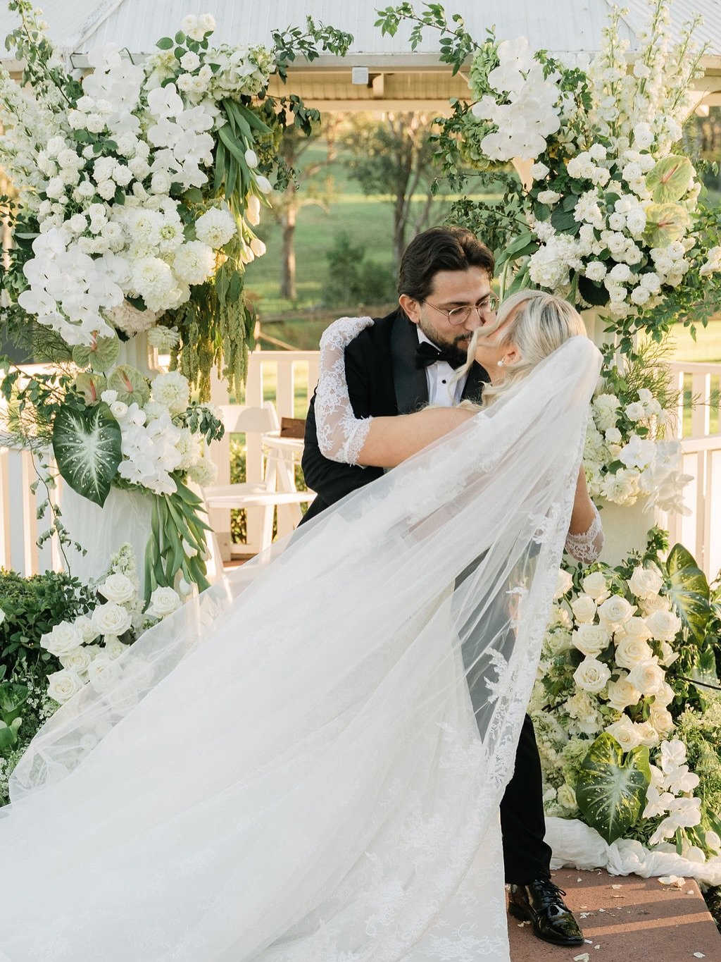 Natalia and James, married beneath the gazebo at @ottimohouse 🤍

For their ceremony, we wanted the flowers to feel like they had always belonged there.

The gazebo already has such a beautiful presence, so rather than bringing a floral concept into 