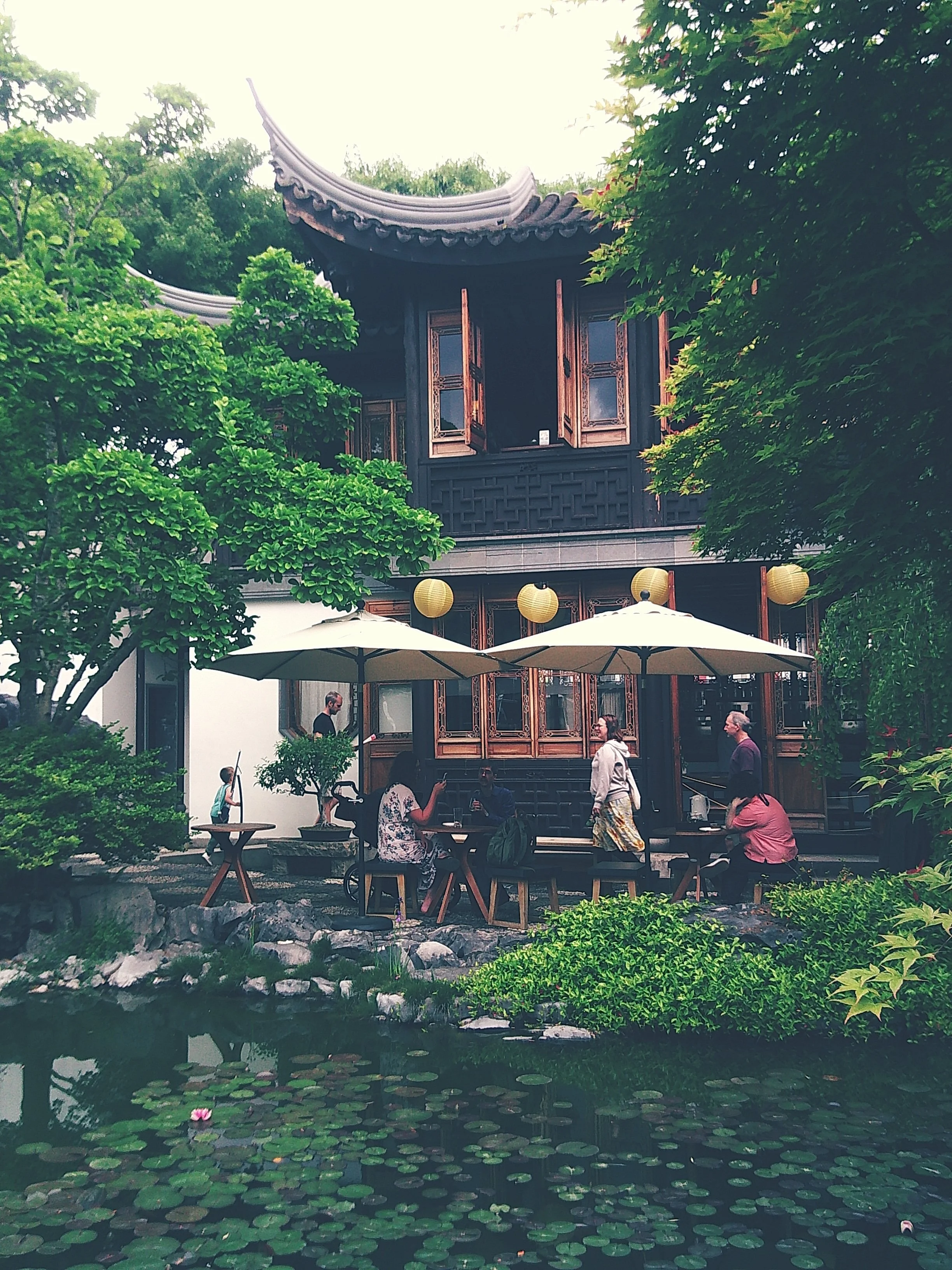 Lan Su Chinese Gardens 