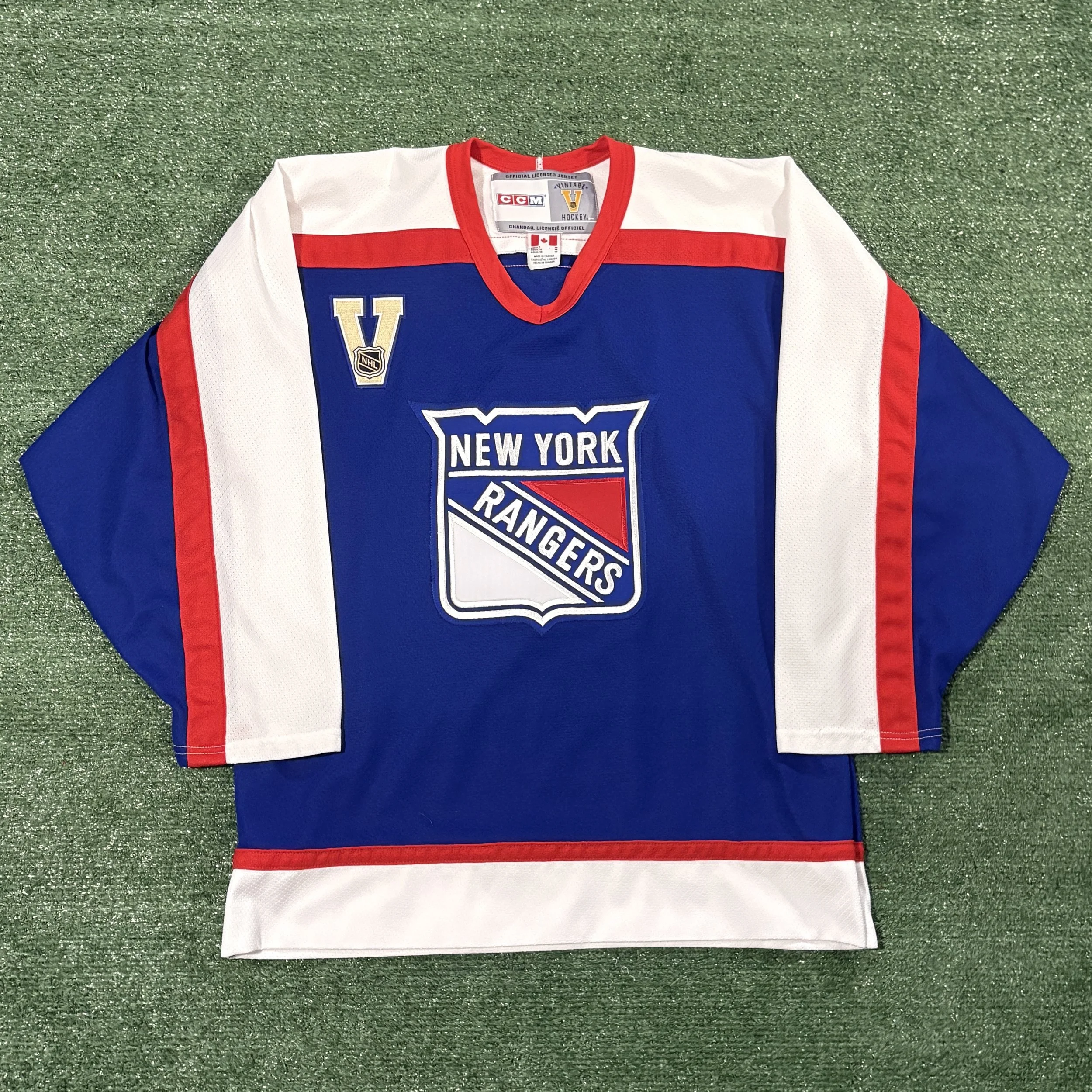 New York Rangers CCM 550 Blue Throwback Jersey - Sz. M