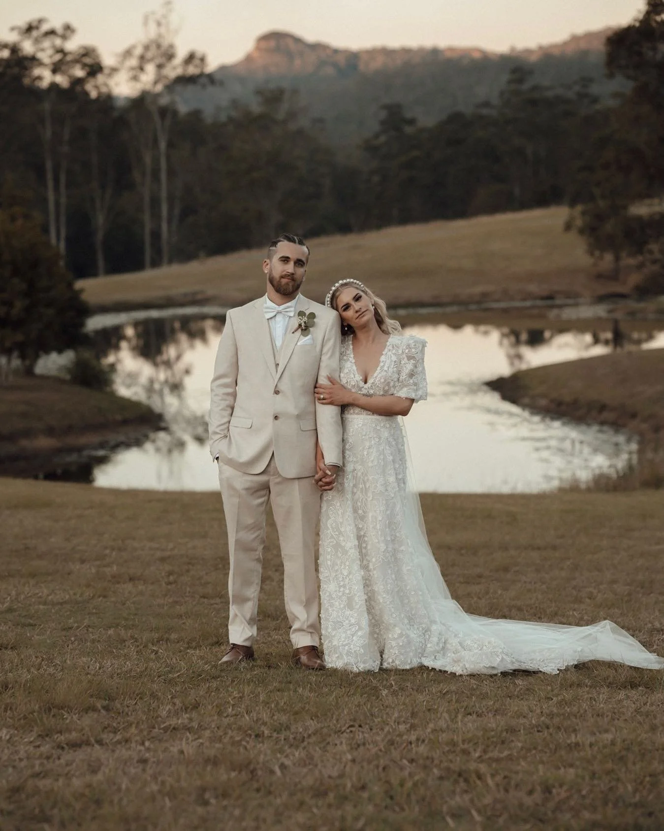 Taylor &amp; Dillon ✨

A contagious kind of love that burns so bright as if the stars themselves aligned the very day they met. 

It was a true pleasure to capture and to share a part in retelling a very special day within a life long love story. 

F