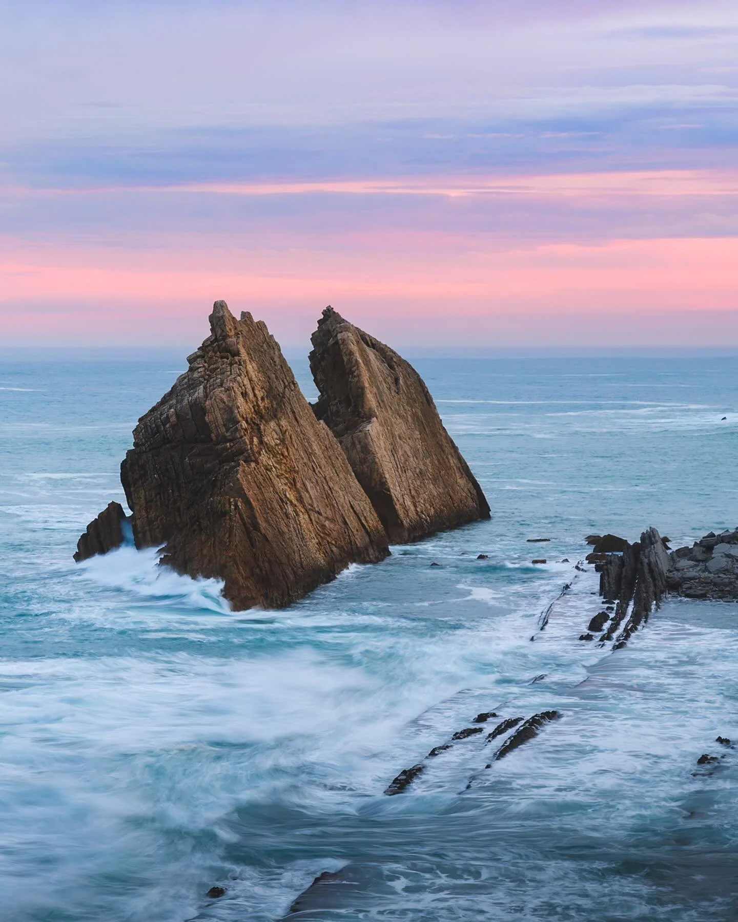 Playa de la Arnia - 28/1/2024

_
_
_

#rawmates #earthofficial #playadelaarnia #travelstoke #stayandwander #welivetoexplore #discoverearth #tlpicks #ocean #nakedplanet #roamtheplanet #cantabria #liencres #discoveryglobe #createcommune #teamvane #opto