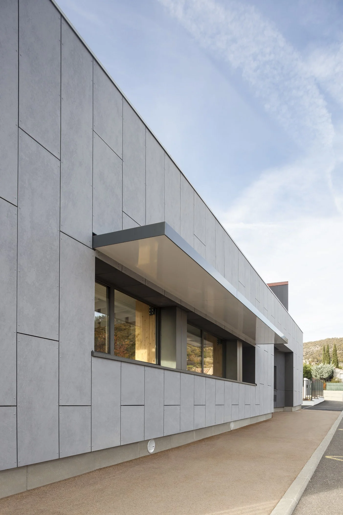 CITTÀ-FICHE-RÉFÉRENCE-SISTERON-GROUPE-SCOLAIRE-RESTAURANT.jpg