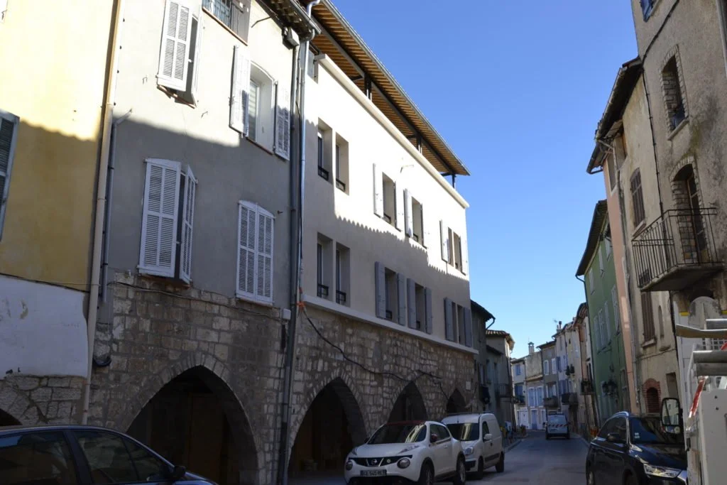 Immeuble 10 logements - centre historique, St-Maximin la Ste-Baume