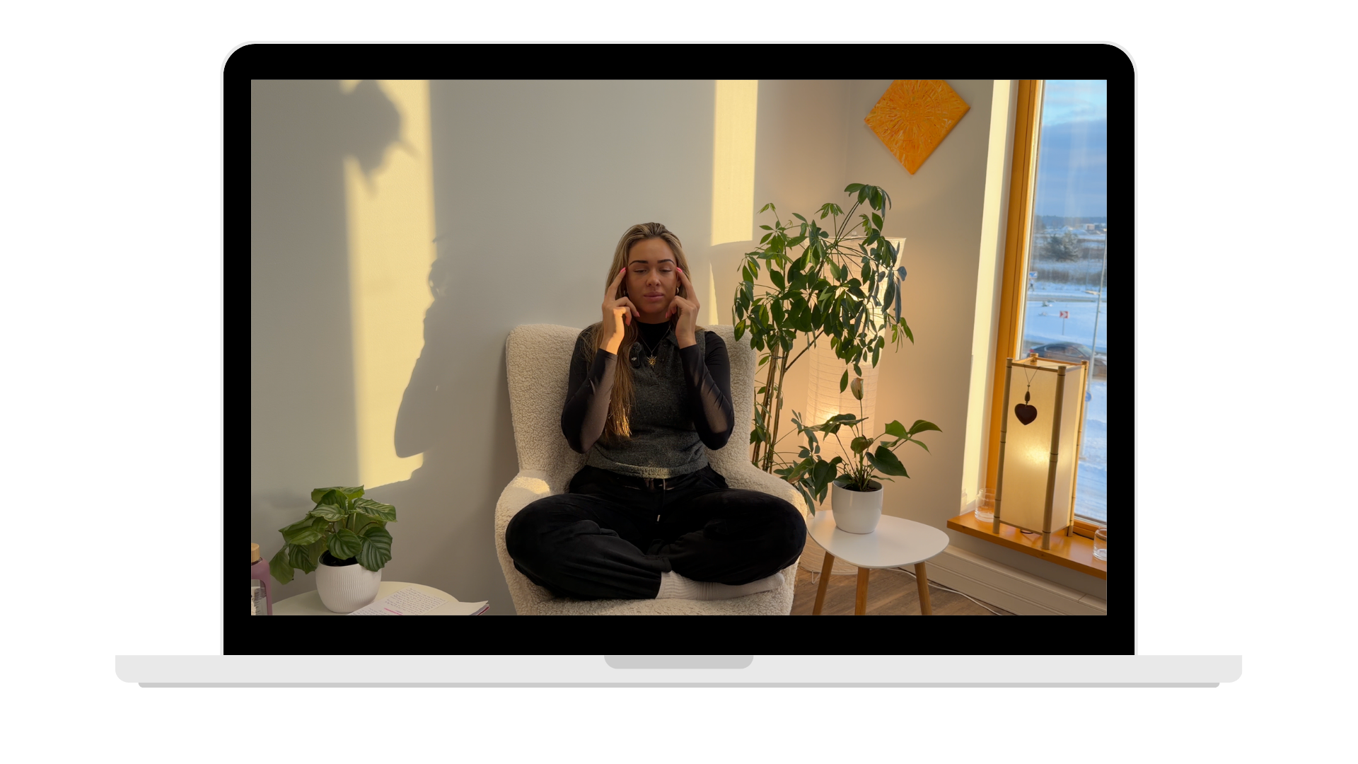 Juhendatud teraapia, odav teraapia, toetav meditatsioon, universum, armastus, rahuolu, küllus, ligi tõmbamine, EFT juhendatu tapping eesti keeles.