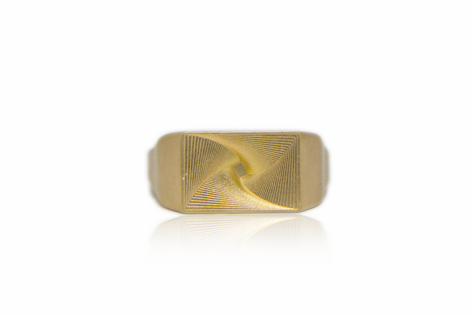 Rectangle Ring 18ct Y_Small JPG_WhiteBG.jpg