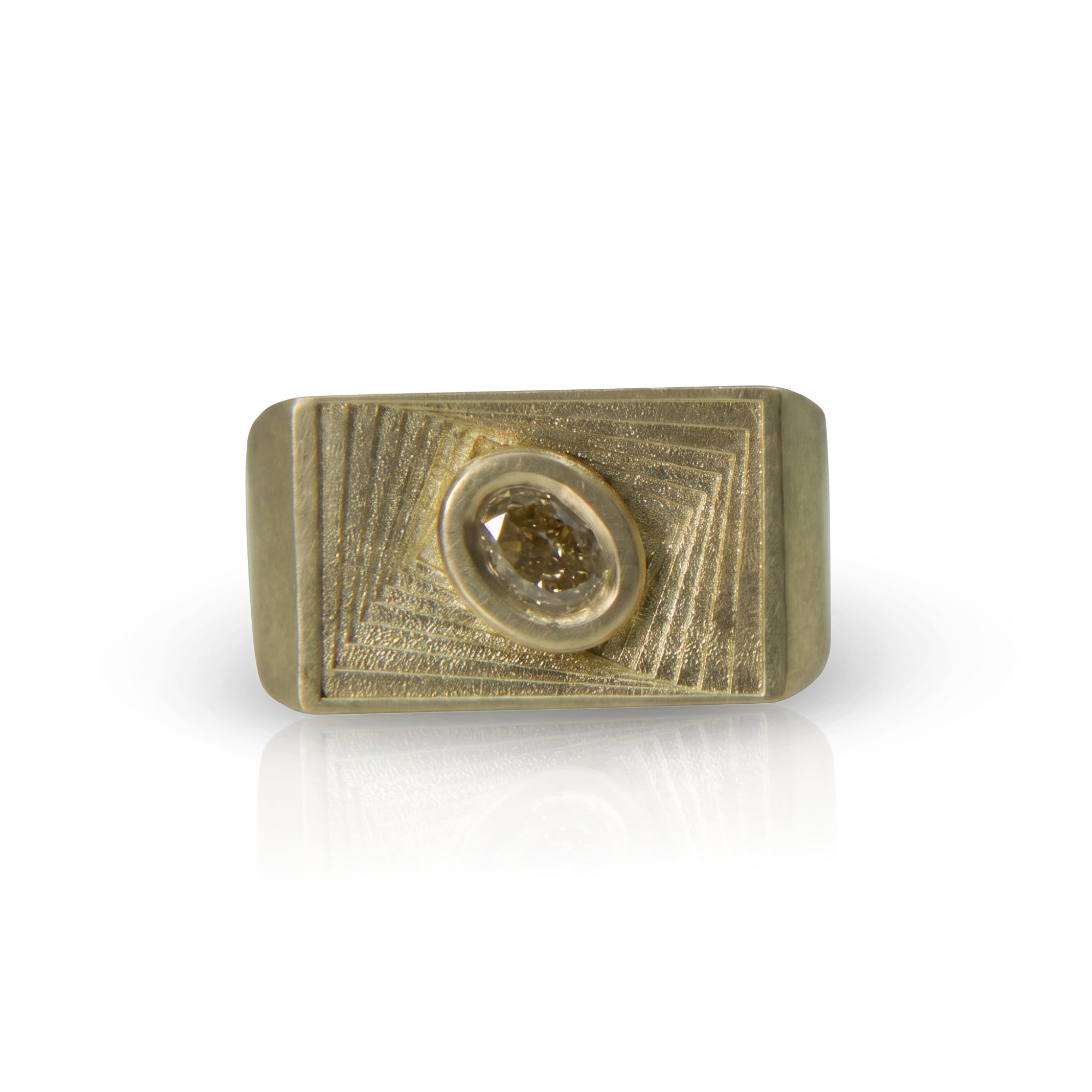 Centre Ring with Natural Oval Diamond in 9ct Yellow Gold