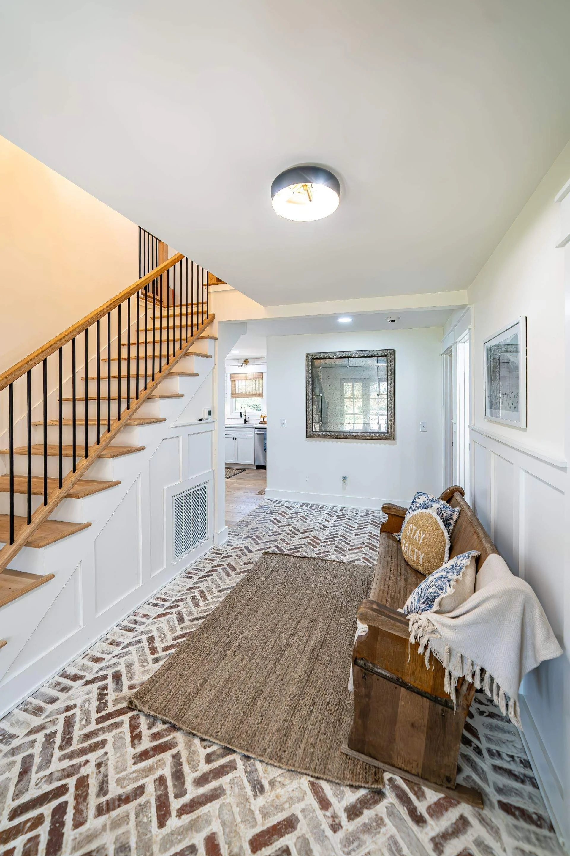 191-Apr 04 2024 03_33pm-2Hvh.jpg