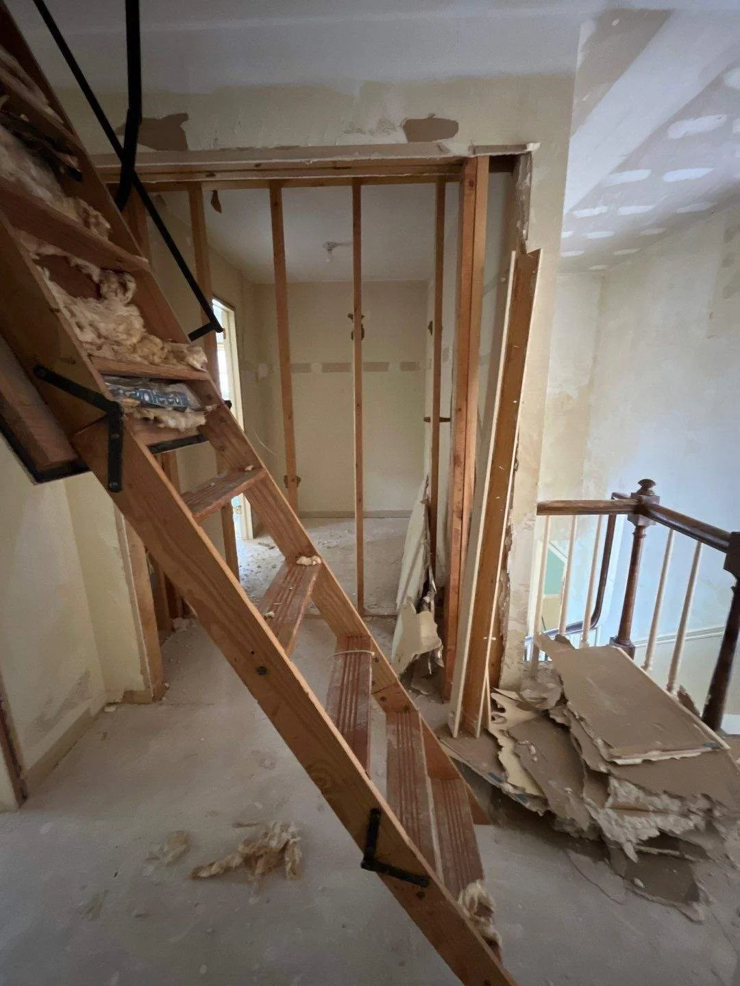 77-May 15 2023 07_57pm-Sis5.jpg