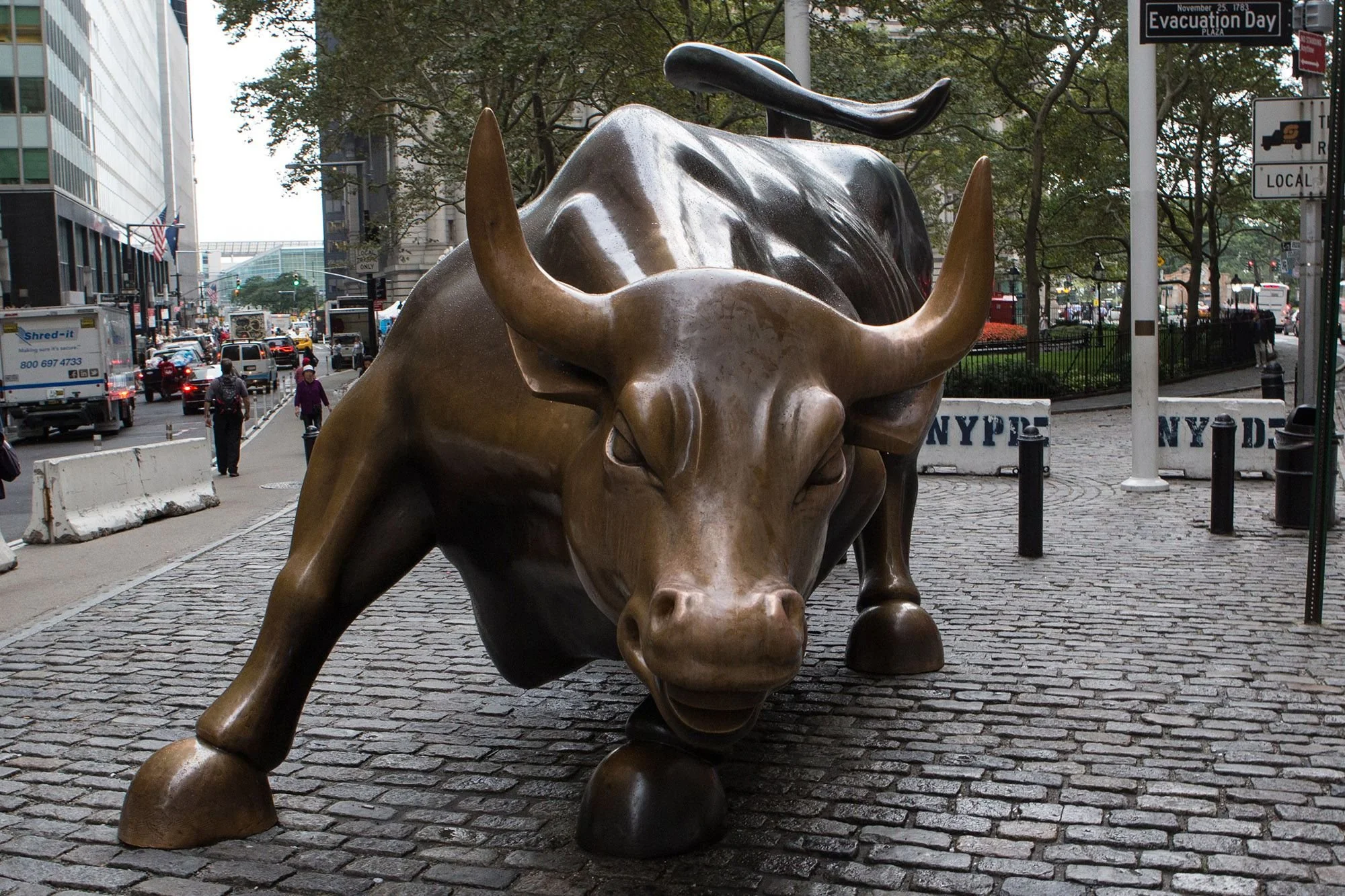 Charging Bull at Bowling Green