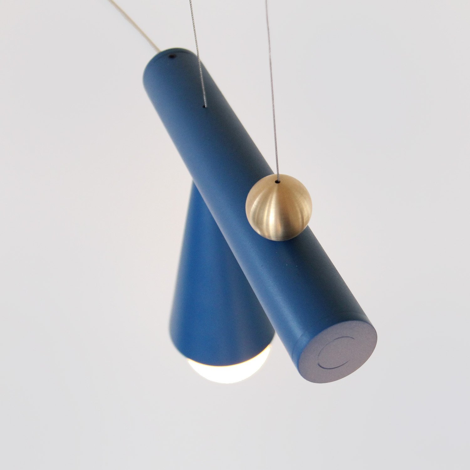 Studio-Botte-Gotas-Gotas-Mini-Bleu-Details1.jpg