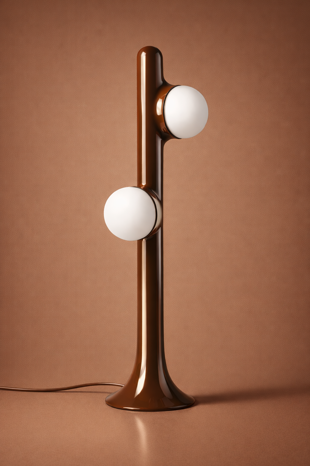 PRICKLY PEAR - LAMPE DE TABLE - LAQUE MARRON