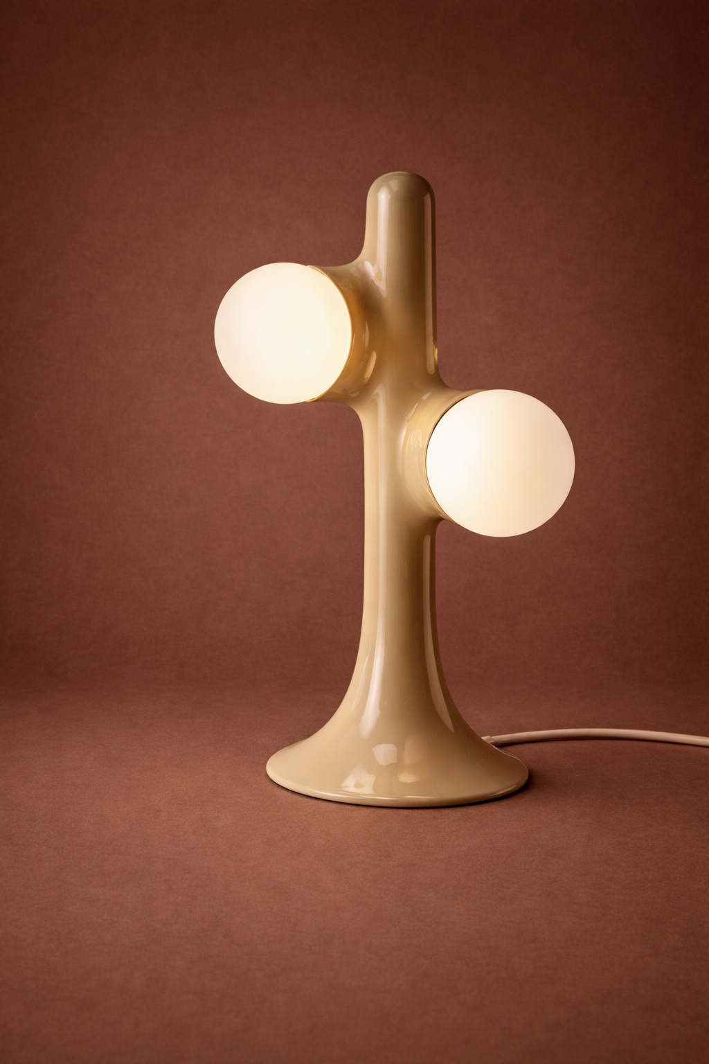 PRICKLY PEAR - LAMPE DE CHEVET - LAQUE BEIGE