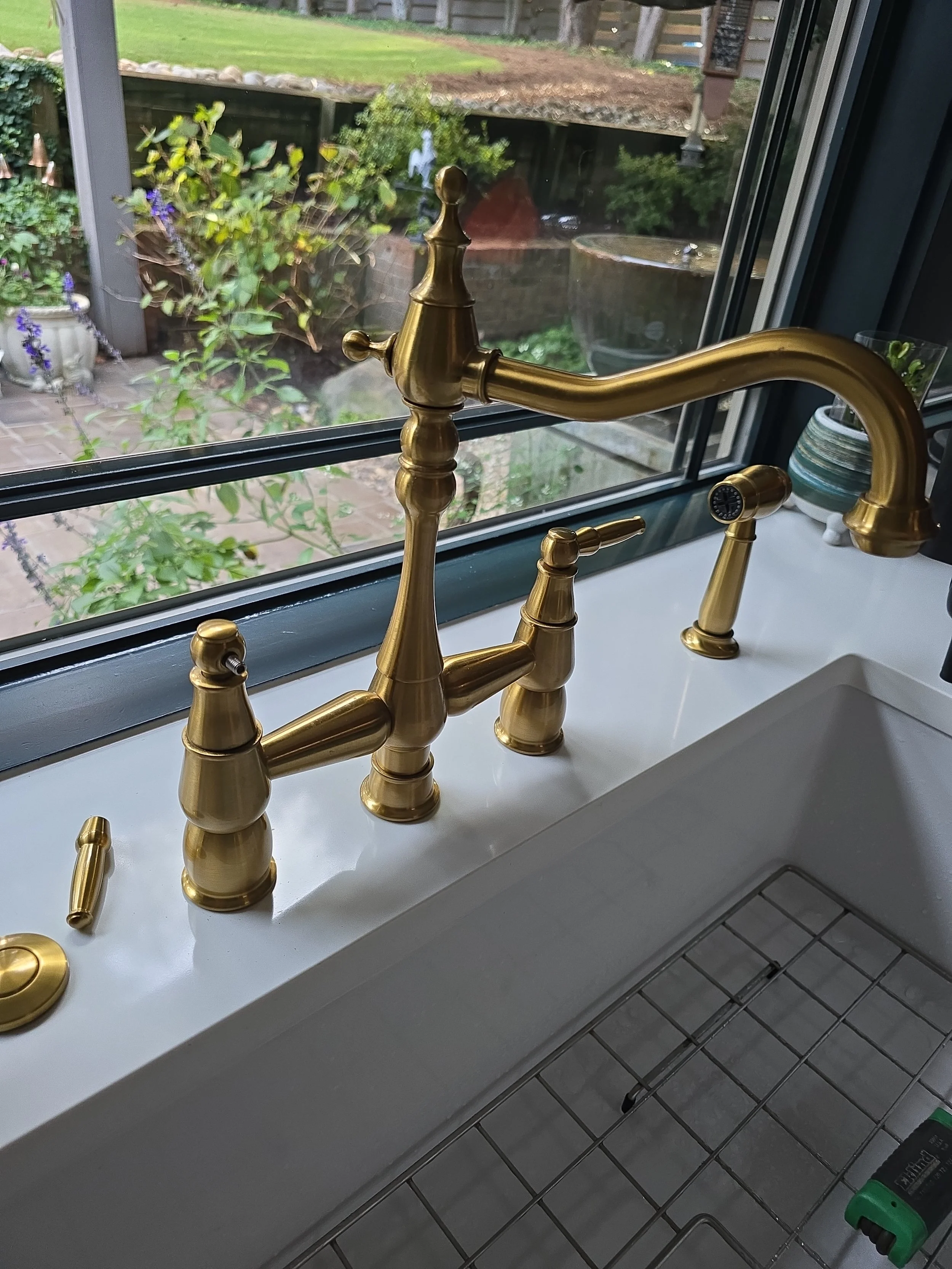 New kitchen sink faucet installed in Easley, SC