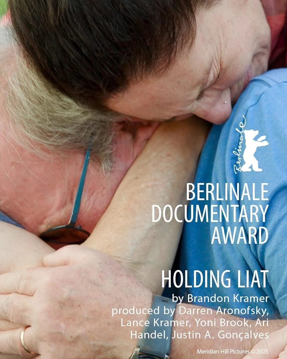 holding-liat.jpg