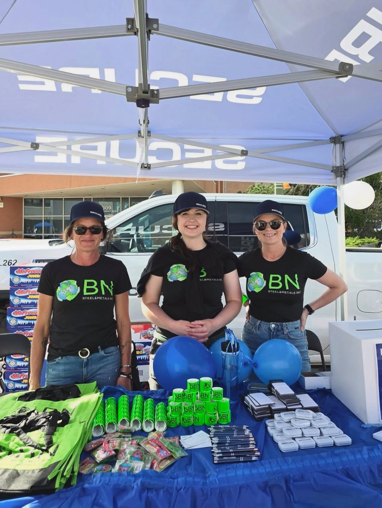 What a weekend at @rock102rocks’s Show & Shine. Saskatoon, you showed up big. Huge thanks to everyone who stopped by and to our SECURE team (formerly BN Steel & Metals) for proudly representing us.
We brought in a couple of crushed car