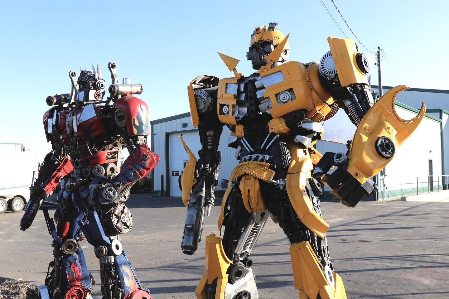 Saskatoon - Rusty’s old pals will be at @familyservicesaskatoon’s Trucktastic! Children’s Expo this Saturday, Aug. 23, 10 a.m. to 4 p.m. at Prairieland Park, Saskatoon.
Come grab a picture with our metal giants while you explore so