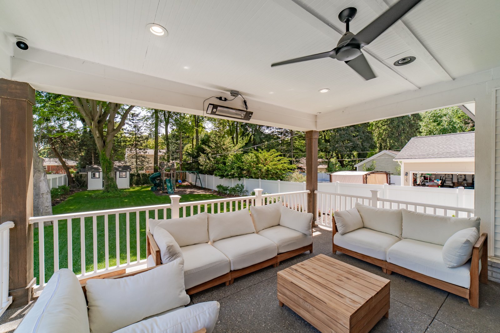 306 Woodside-50 copy.jpg