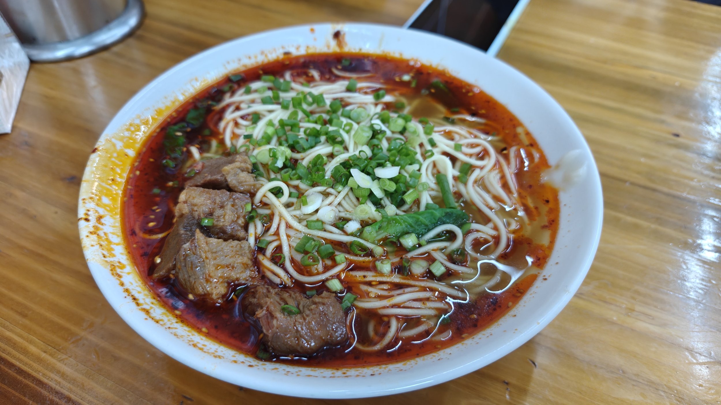 牛肉面 (Beef Noodle Soup) - 白家肥肠粉