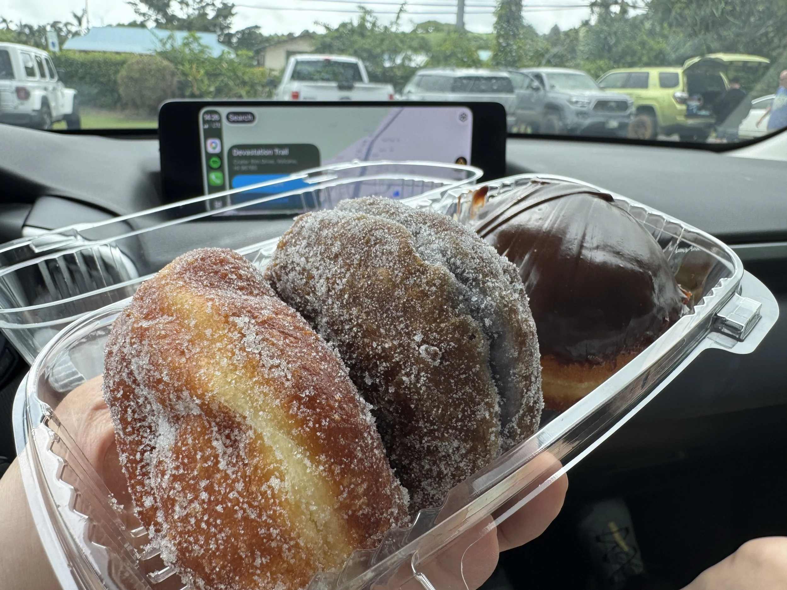 Traditional and Bismark Malasada's - Punalu'u Bake Shop
