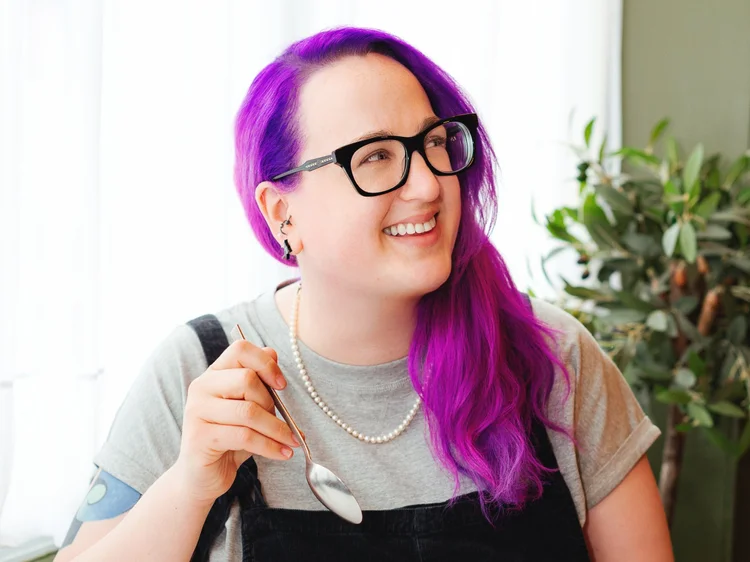 Who the hell is Helen Gaskell (writer)? — Helen Gaskell